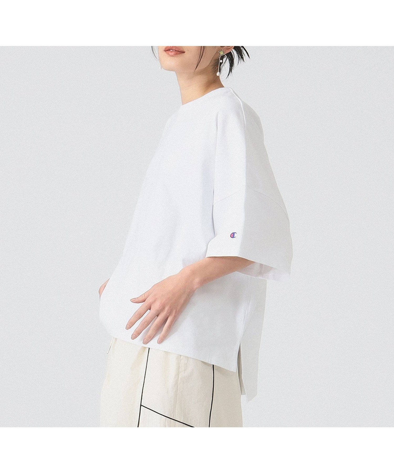 【ビームス ウイメン/BEAMS】の【Tシャツ/レディース/半袖/綿100%/洗濯可】【別注】Champion / ショートスリーブ Tシャツ インテリア・キッズ・メンズ・レディースファッション・服の通販 founy(ファニー) 　ファッション　Fashion　レディースファッション　WOMEN　トップス・カットソー　Tops/Tshirt　シャツ/ブラウス　Shirts/Blouses　ロング / Tシャツ　T-Shirts　キャミワンピース　Cami Dress　ショート　Short　スリット　Slit　スリーブ　Sleeve　デニム　Denim　別注　Special Order　半袖　Short Sleeve　おすすめ　Recommend　夏　Summer　2025年　2025　2025春夏・S/S　Ss,Spring/Summer,2025　WHITE|ID: prp329100004531806 ipo3291000000032318225
