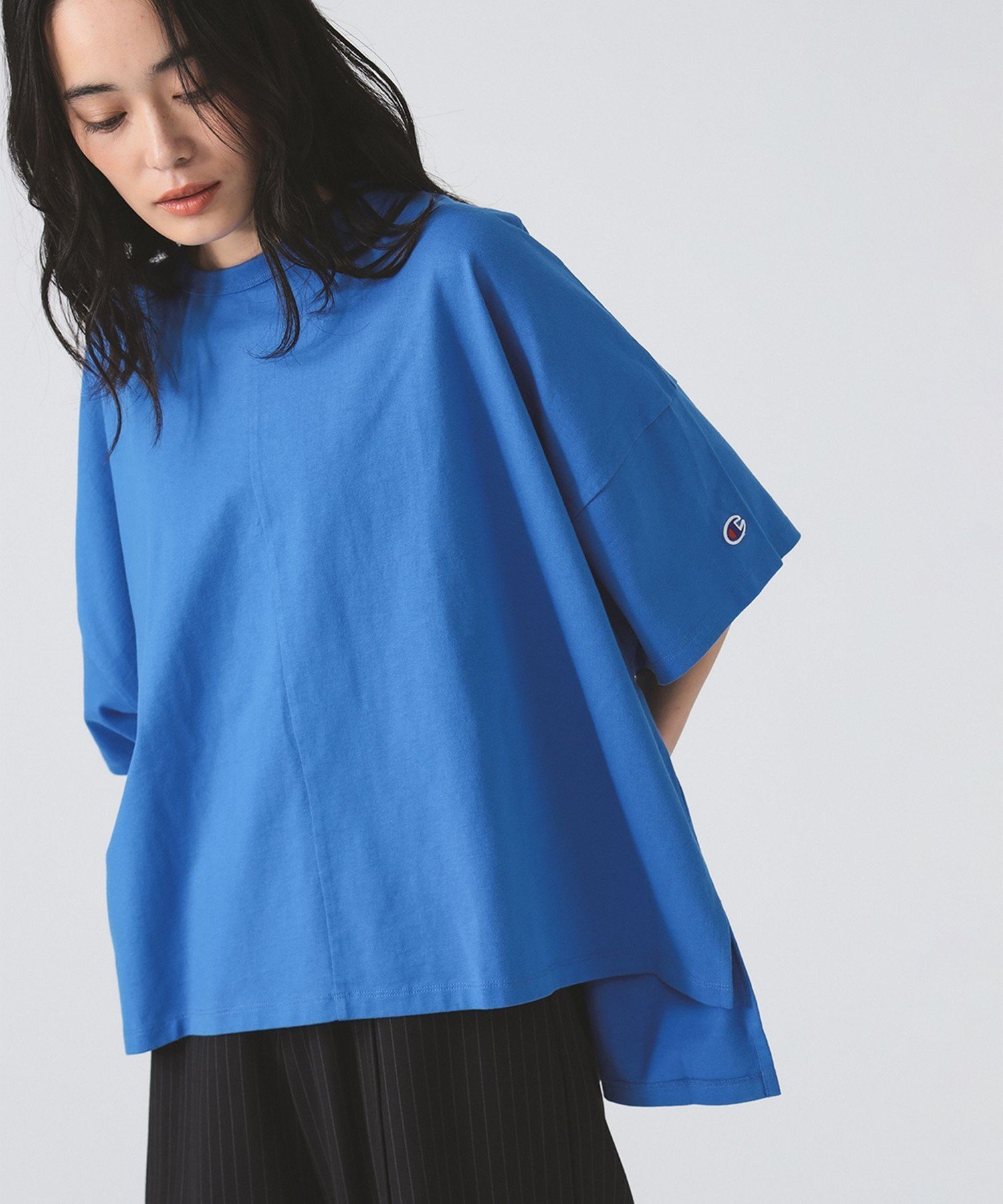 【ビームス ウイメン/BEAMS】の【Tシャツ/レディース/半袖/綿100%/洗濯可】【別注】Champion / ショートスリーブ Tシャツ インテリア・キッズ・メンズ・レディースファッション・服の通販 founy(ファニー) 　ファッション　Fashion　レディースファッション　WOMEN　トップス・カットソー　Tops/Tshirt　シャツ/ブラウス　Shirts/Blouses　ロング / Tシャツ　T-Shirts　キャミワンピース　Cami Dress　ショート　Short　スリット　Slit　スリーブ　Sleeve　デニム　Denim　別注　Special Order　半袖　Short Sleeve　おすすめ　Recommend　夏　Summer　2025年　2025　2025春夏・S/S　Ss,Spring/Summer,2025　BLUE|ID: prp329100004531806 ipo3291000000032318229