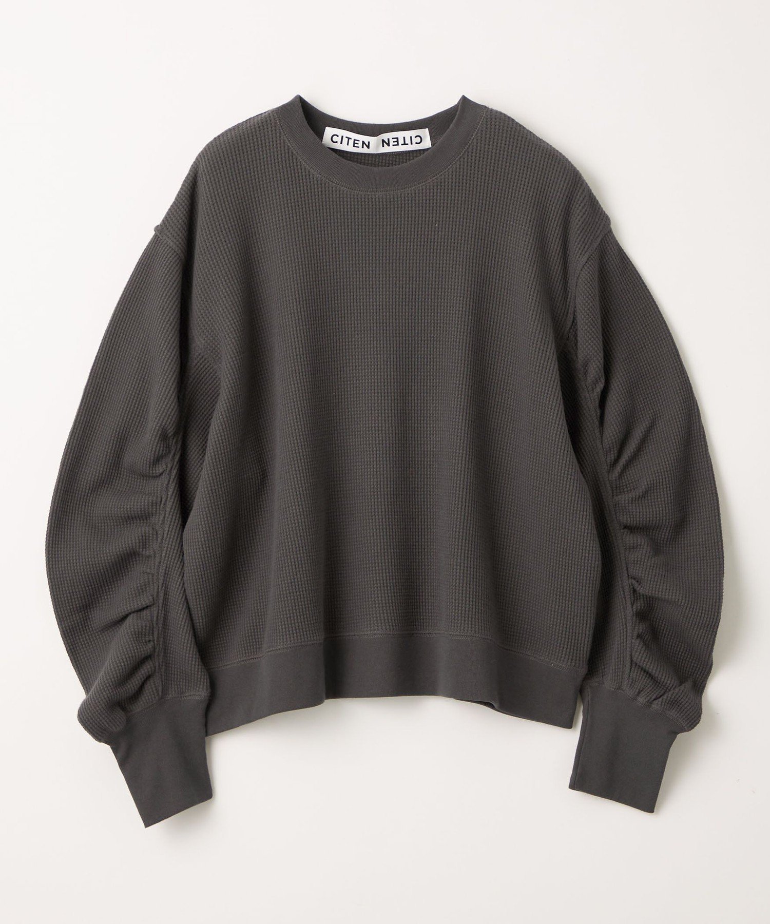 【シテン/CITEN】のCITEN ソデギャザーワッフルロンT インテリア・キッズ・メンズ・レディースファッション・服の通販 founy(ファニー) 　ファッション　Fashion　レディースファッション　Fashion for Women　トップス・カットソー　Cut & Sew Tops　ロングTシャツ・Tシャツ　Longline T-Shirts & Tees　ギャザー　Gathered, Ruffled　シンプル　Simple, Minimal　フィット　Fit, Slim Fit　ボトム　Bottoms, Lower Wear　ワッフル　Waffle, Waffle Knit　A/W・秋冬　Autumn/Winter　おすすめ　Recommended / Our Picks　DK.GRAY|ID: prp329100004531837 ipo3291000000033595319