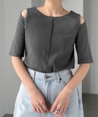 【アンドミー/andme】のテレコリブ 肩スリット 半袖 トップス 人気、トレンドファッション・服の通販 founy(ファニー) ファッション Fashion レディースファッション Fashion for Women トップス・カットソー Cut & Sew Tops おすすめ Recommended / Our Picks カットソー Cut and Sewn Top スリット Slit, Slit Detail トレンド Trend, Trending Now ワーク Workwear, Utility Style 半袖 Short Sleeve, Half Sleeve thumbnail チャコールグレー|ID: prp329100004531912 ipo3291000000033648158