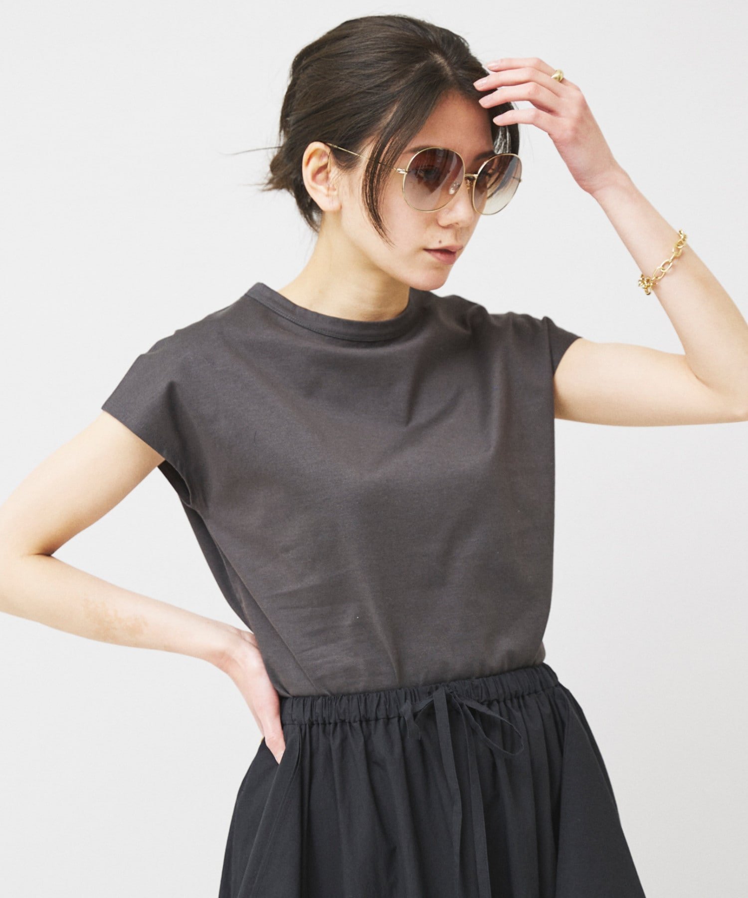 【カレンソロジー/Curensology】のノースリーブプルオーバー インテリア・キッズ・メンズ・レディースファッション・服の通販 founy(ファニー) 　ファッション　Fashion　レディースファッション　WOMEN　トップス・カットソー　Tops/Tshirt　キャミソール / ノースリーブ　No Sleeves　プルオーバー　Pullover　インナー　Inner　エレガント 上品　Elegant　シンプル　Simple　ドロップ　Drop　定番　Standard　なめらか　Smooth　ノースリーブ　No Sleeve　ダークグレー18|ID: prp329100004531925 ipo3291000000032242057
