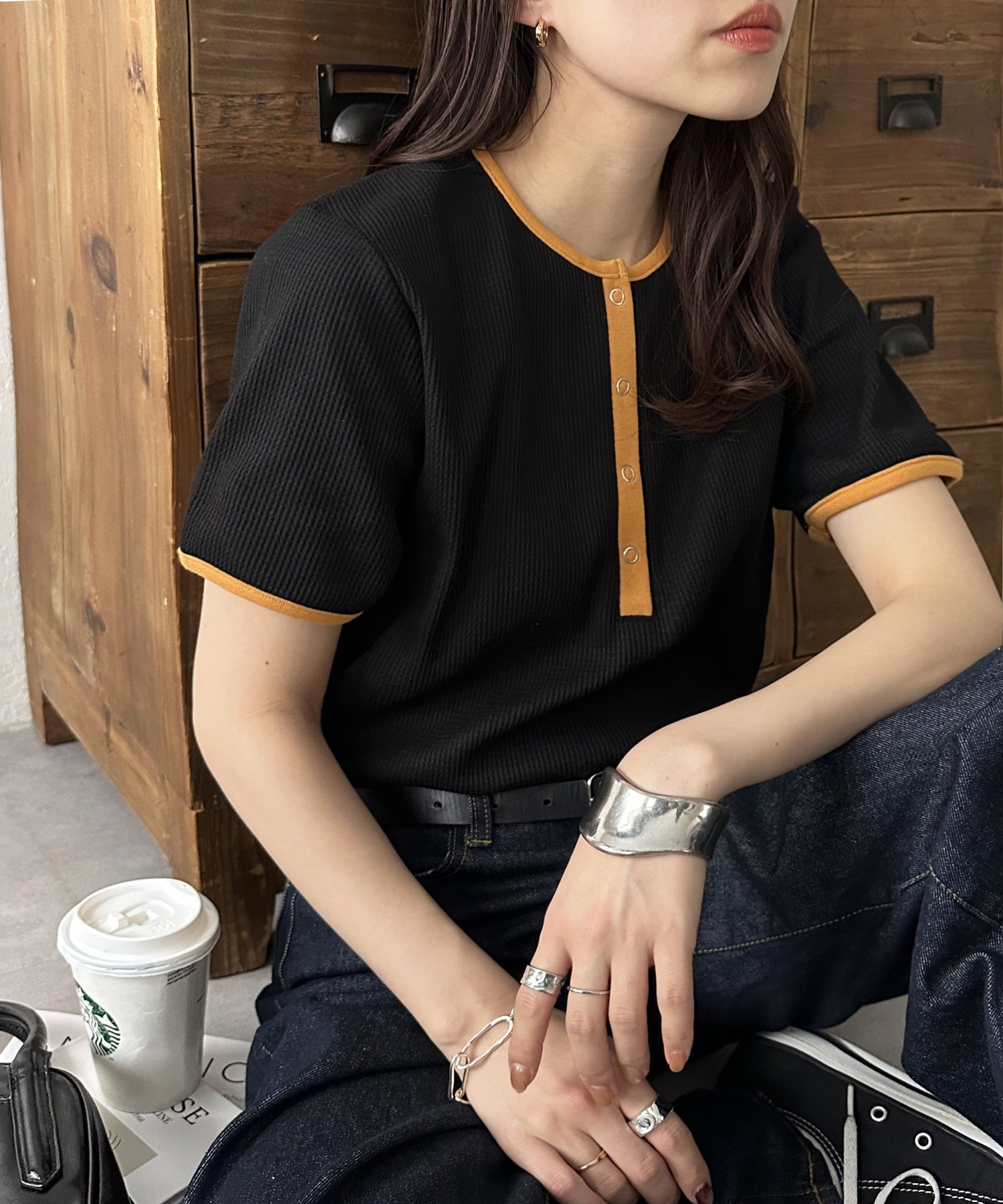 【ディスコート/Discoat】の【29色展開/多色買い】ワッフルリングドット半袖Tシャツ《WEB限定》 インテリア・キッズ・メンズ・レディースファッション・服の通販 founy(ファニー) 　ファッション　Fashion　レディースファッション　WOMEN　トップス・カットソー　Tops/Tshirt　シャツ/ブラウス　Shirts/Blouses　ロング / Tシャツ　T-Shirts　インナー　Inner　ベーシック　Basic　ボーダー　Border　ラウンド　Round　ワッフル　Waffle　半袖　Short Sleeve　夏　Summer　無地　Plain Color　ブラックその他3|ID: prp329100004531933 ipo3291000000032317090
