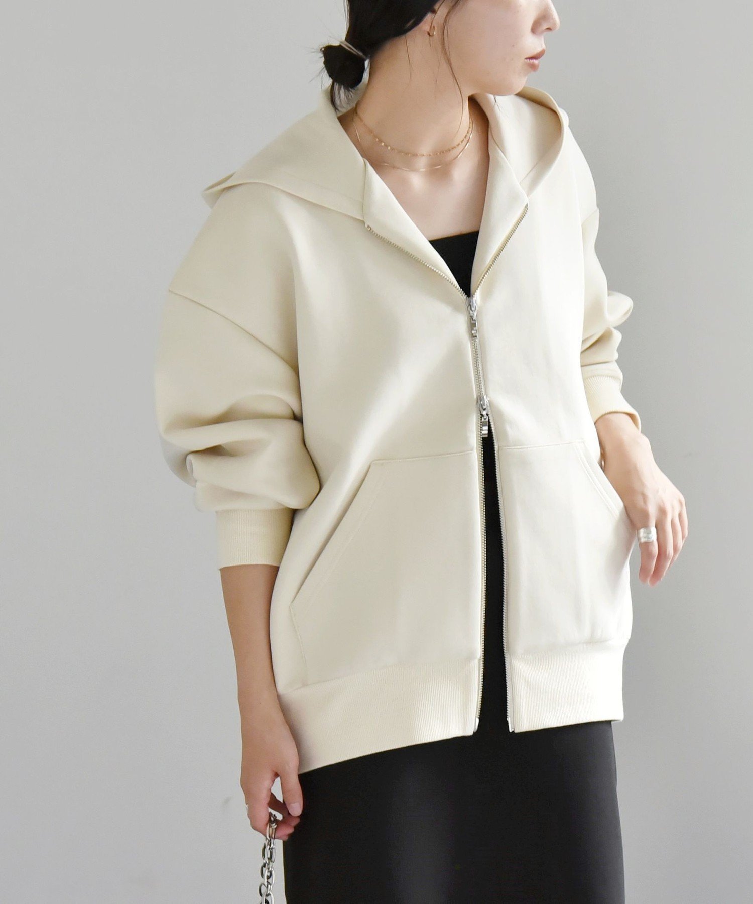 【シップス フォー ウィメン/SHIPS】のquaranciel 洗濯機可能 ポンチ ダブルジップ スウェット パーカー インテリア・キッズ・メンズ・レディースファッション・服の通販 founy(ファニー) 　ファッション　Fashion　レディースファッション　Fashion for Women　トップス・カットソー　Cut & Sew Tops　レディースパーカー・カジュアルフーディー　Casual Hoodies & Sweatshirts　スウェット・クルーネックトップス　Sweatshirts & Crewnecks / Relaxed Fit Sweat Tops　インナー　Innerwear　洗える　Machine Washable　キャミソール　Camisole, Spaghetti Strap Top　ジップ　Zip, Zipper　ジャケット　Jacket, Outerwear　スウェット / スエット　Sweatshirt, Sweatwear　パーカー　Hoodie, Parka　フロント　Front, Front Design　おすすめ　Recommended / Our Picks　エレガント 上品　Elegant　2026年　2026　ナチュラル|ID: prp329100004532025 ipo3291000000035246033