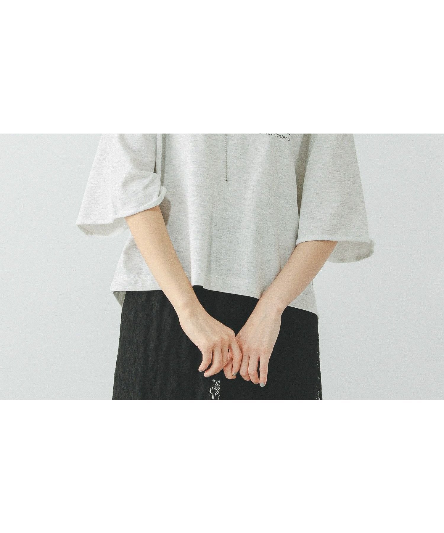 【グローバルワーク/GLOBAL WORK】の乾きやすいスウェットプリント7分袖/289384 インテリア・キッズ・メンズ・レディースファッション・服の通販 founy(ファニー) 　ファッション　Fashion　レディースファッション　Fashion for Women　トップス・カットソー　Cut & Sew Tops　レディースパーカー・カジュアルフーディー　Casual Hoodies & Sweatshirts　スウェット・クルーネックトップス　Sweatshirts & Crewnecks / Relaxed Fit Sweat Tops　スリット　Slit, Slit Detail　スリム　Slim, Slim Fit　バルーン　Balloon, Balloon Silhouette　プリント　Print, Printed Pattern　定番　Standard, Basic Item　杢グレー×赤刺繍11|ID: prp329100004532054 ipo3291000000033570954