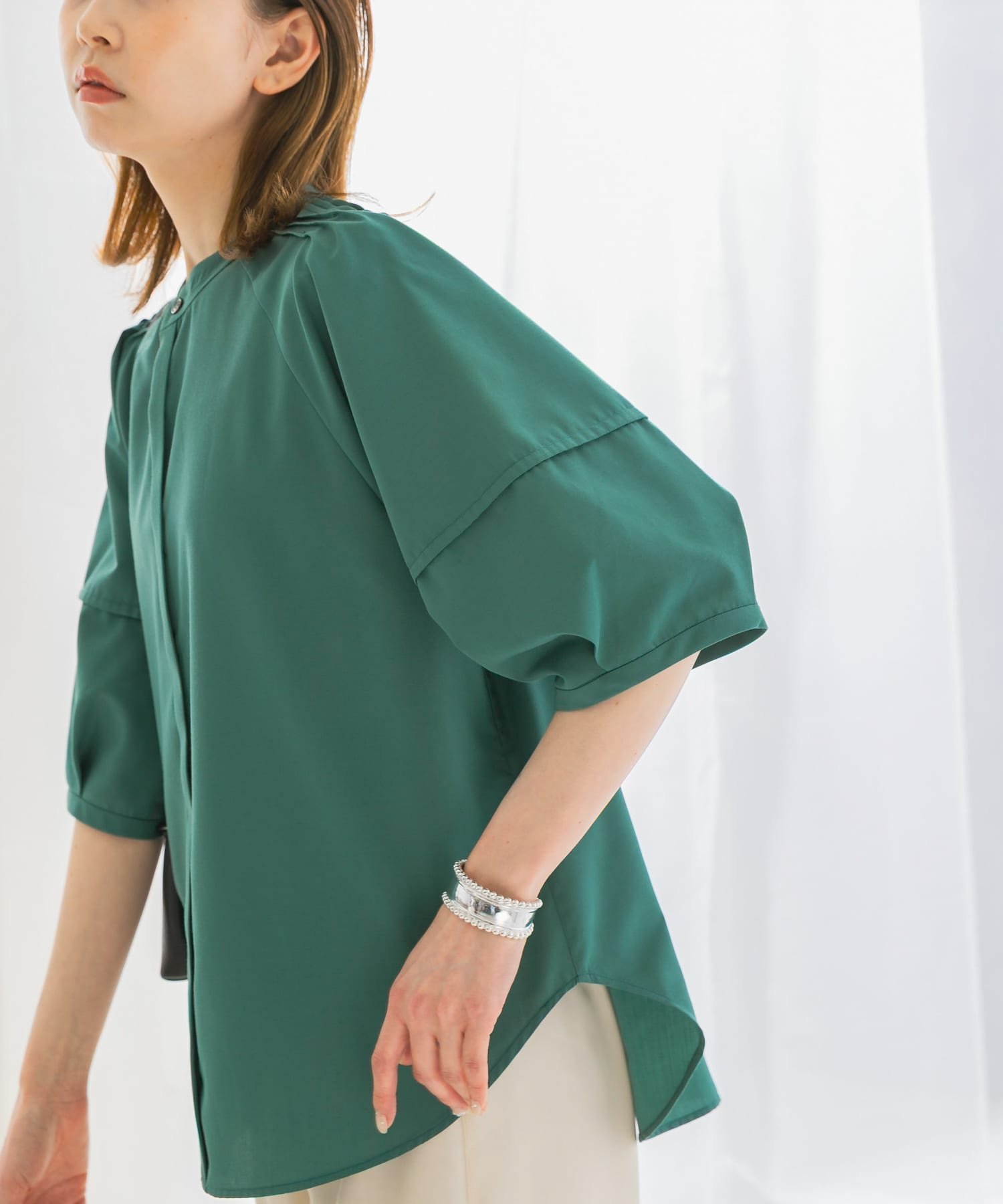 【アーバンリサーチ ロッソ/URBAN RESEARCH ROSSO】のUVカットウォッシャブルリネン混シャツブラウス インテリア・キッズ・メンズ・レディースファッション・服の通販 founy(ファニー) 　ファッション　Fashion　レディースファッション　WOMEN　トップス・カットソー　Tops/Tshirt　シャツ/ブラウス　Shirts/Blouses　2025年　2025　2025春夏・S/S　Ss,Spring/Summer,2025　ウォッシャブル　Washable　スリーブ　Sleeve　バルーン　Balloon　ラウンド　Round　リネン　Linen　夏　Summer　S/S・春夏　Ss・Spring/Summer　GREEN|ID: prp329100004532126 ipo3291000000032036399
