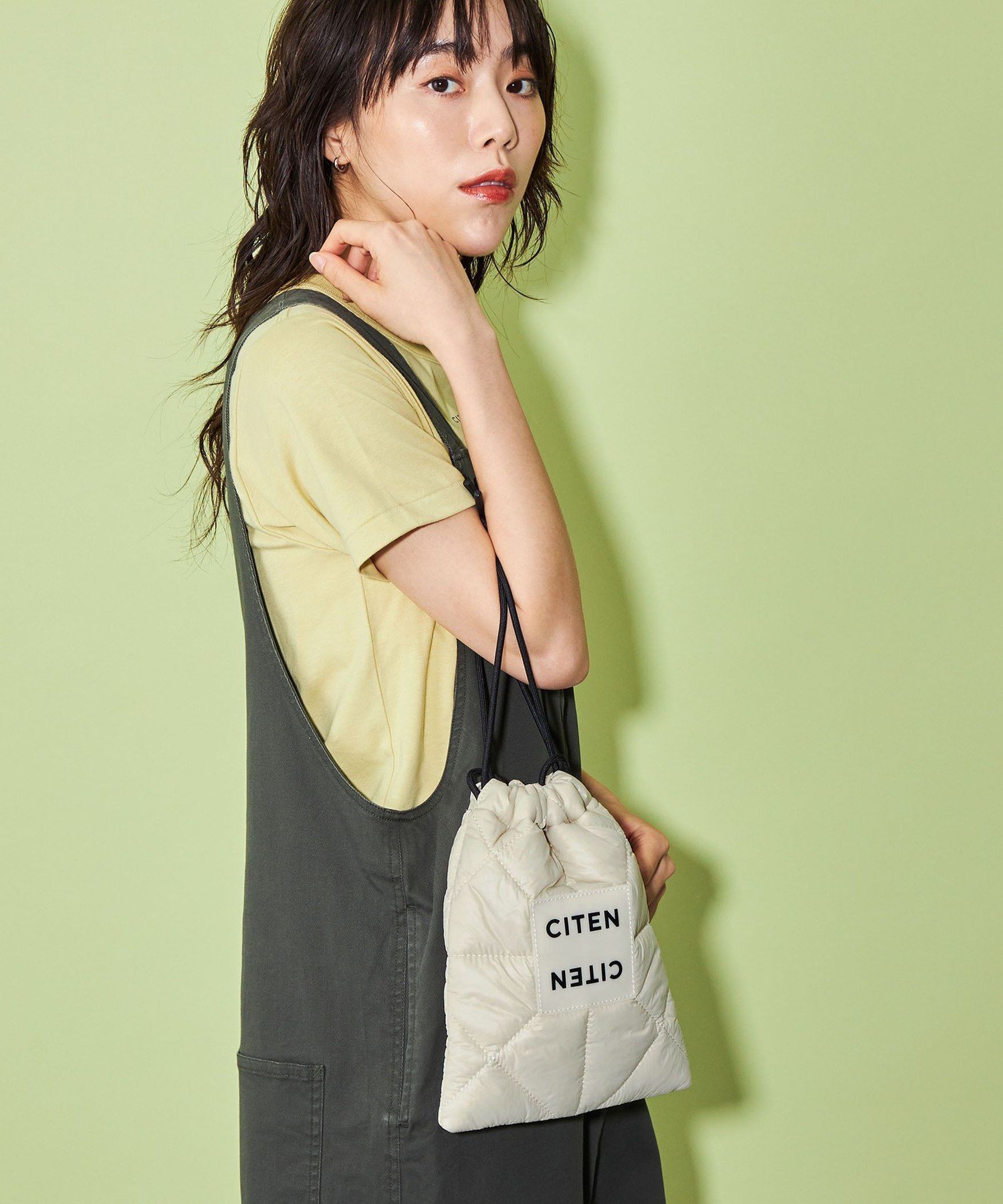 【シテン/CITEN】のCITEN パデッド キンチャク ショルダー インテリア・キッズ・メンズ・レディースファッション・服の通販 founy(ファニー) 　ファッション　Fashion　レディースファッション　Fashion for Women　キルティング　Quilted, Quilting　ショルダー　Shoulder, Shoulder Strap　トライアングル　Triangle, Triangular Shape　人気　Popular, Best Seller　フィット　Fit, Slim Fit　モコモコ　Fuzzy, Fluffy　A/W・秋冬　Autumn/Winter　おすすめ　Recommended / Our Picks　旅行　Travel　BEIGE|ID: prp329100004532138 ipo3291000000033598056