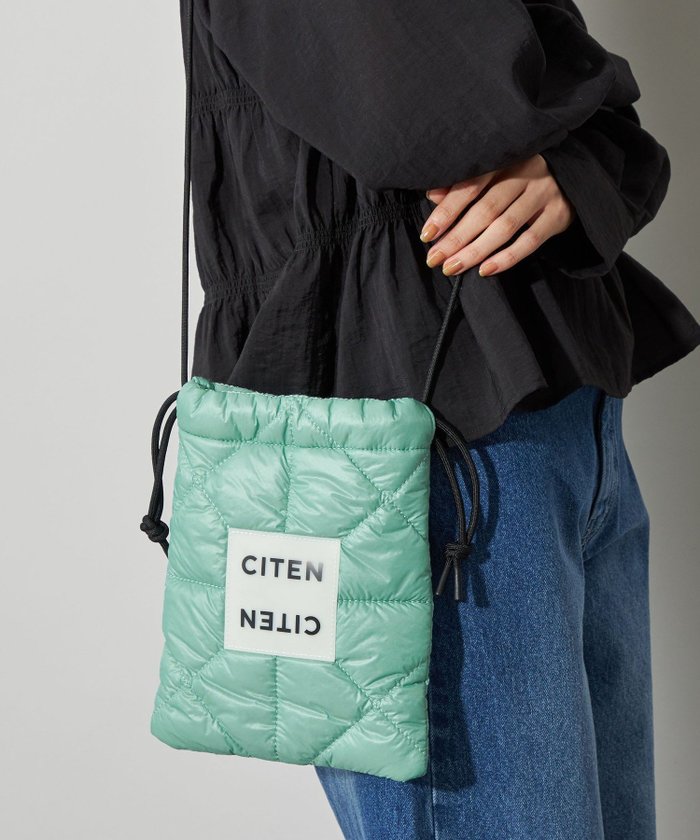 【シテン/CITEN】のCITEN パデッド キンチャク ショルダー インテリア・キッズ・メンズ・レディースファッション・服の通販 founy(ファニー) https://founy.com/ ファッション Fashion レディースファッション Fashion for Women キルティング Quilted, Quilting ショルダー Shoulder, Shoulder Strap トライアングル Triangle, Triangular Shape 人気 Popular, Best Seller フィット Fit, Slim Fit モコモコ Fuzzy, Fluffy A/W・秋冬 Autumn/Winter おすすめ Recommended / Our Picks 旅行 Travel |ID: prp329100004532138 ipo3291000000034931842