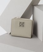 【ラシット/russet】の【名品】モノグラムプレートハーフウォレット 水シボレザー グレー|ID: prp329100004532193 ipo3291000000032036660