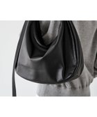 【ラシット/russet】のソフトレザーラウンドビッグショルダーバッグ 人気、トレンドファッション・服の通販 founy(ファニー) ファッション Fashion レディースファッション Fashion for Women バッグ Bags ショルダー Shoulder, Shoulder Strap シルバー Silver, Metallic Silver シンプル Simple, Minimal 人気 Popular, Best Seller フォルム Silhouette, Form ベーシック Basic, Essential ポケット Pocket, Pocket Detail 日本製 Made In Japan エレガント 上品 Elegant thumbnail ブラックその他2|ID: prp329100004532233 ipo3291000000035077969