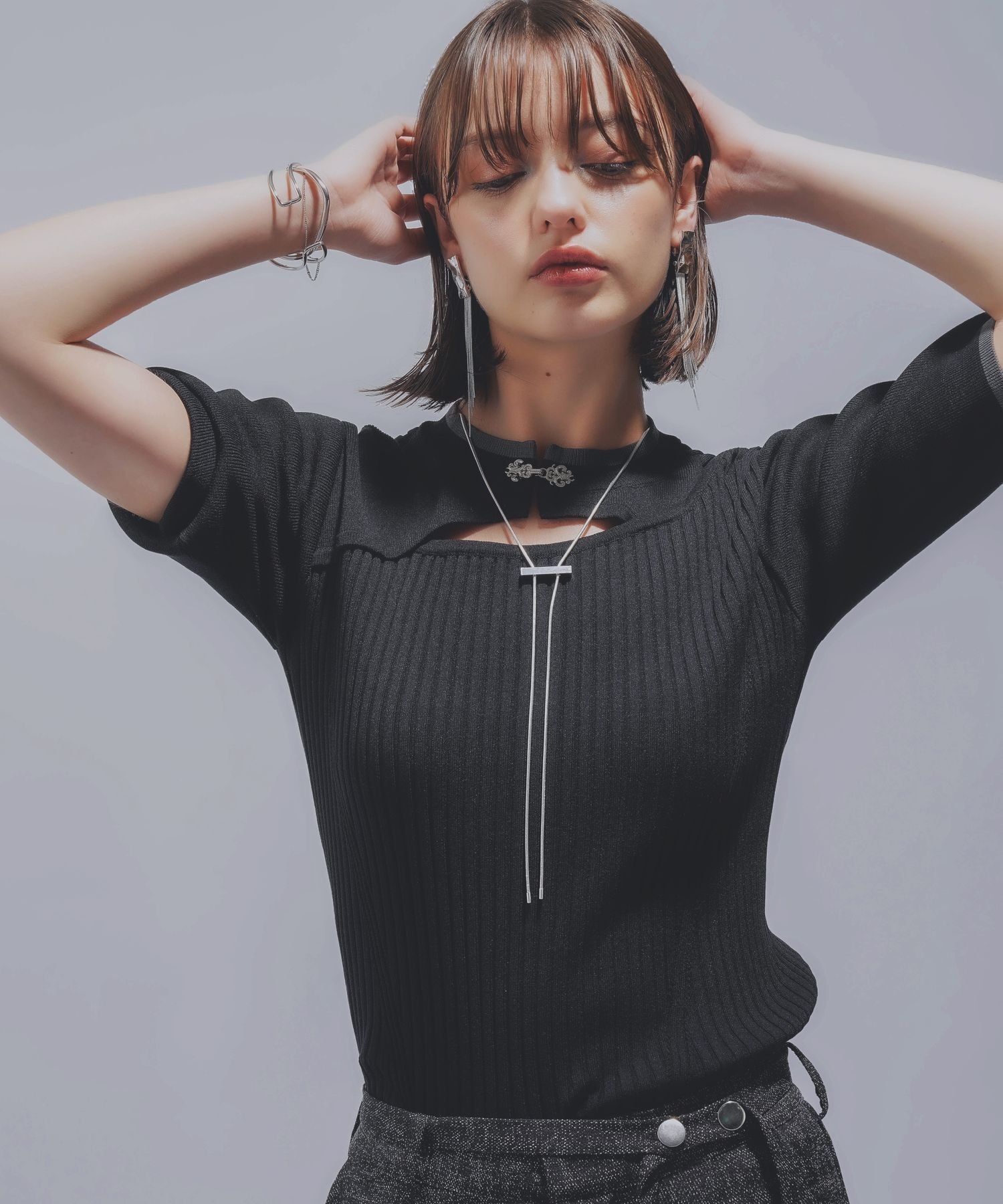 【ハレ/HARE】のフロントアキチャイナリブニット インテリア・キッズ・メンズ・レディースファッション・服の通販 founy(ファニー) 　ファッション　Fashion　レディースファッション　Fashion for Women　トップス・カットソー　Cut & Sew Tops　ニット　Knit Tops & Sweaters　おすすめ　Recommended / Our Picks　アクセサリー　Fashion Accessories　インナー　Innerwear　コンパクト　Compact, Small Size　シンプル　Simple, Minimal　ジャケット　Jacket, Outerwear　スリット　Slit, Slit Detail　デコルテ　Décolleté, Neckline　フロント　Front, Front Design　ワイド　Wide, Wide Fit　ブラック09|ID: prp329100004532240 ipo3291000000033295046
