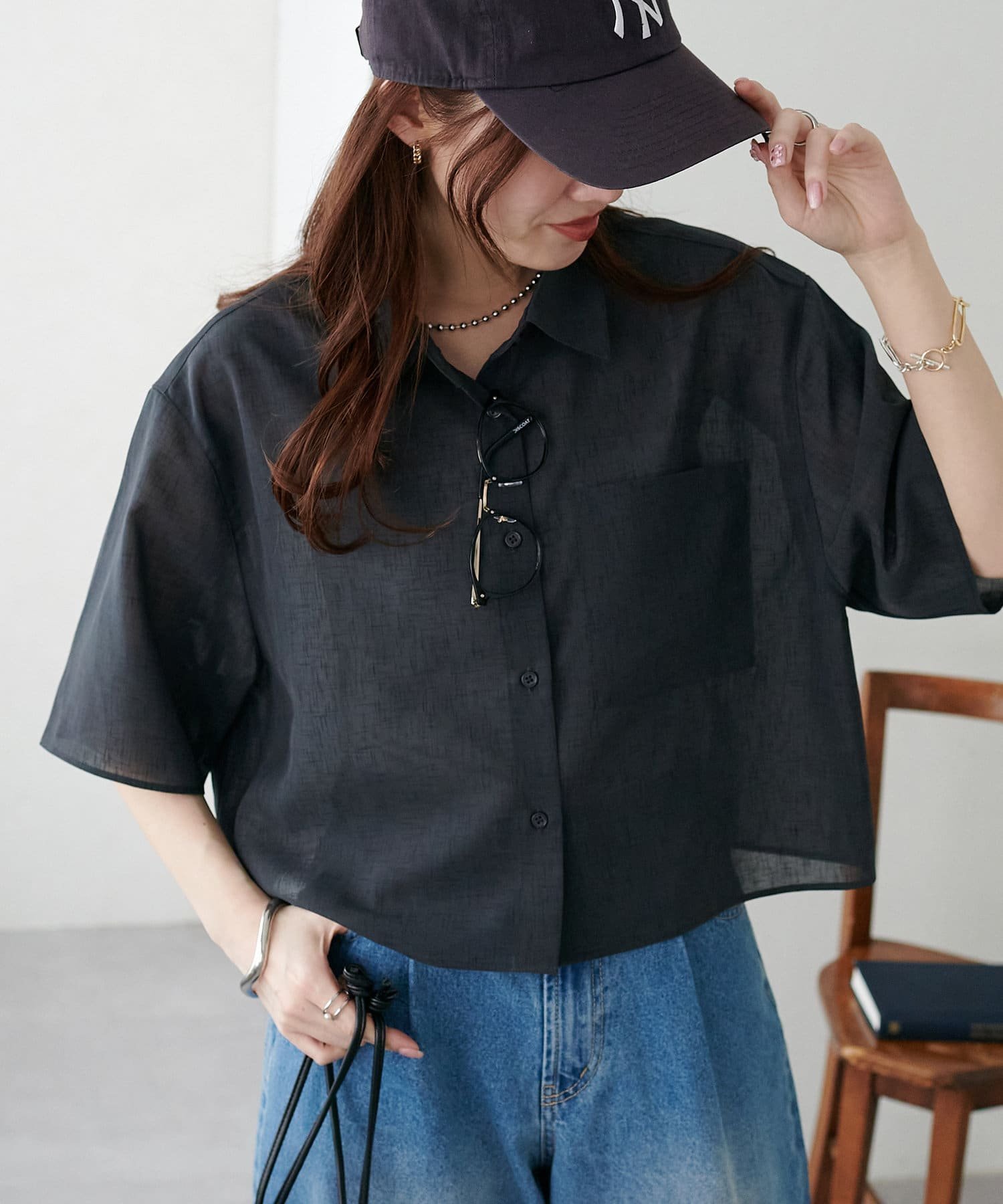 【ディスコート/Discoat】のシアー半袖クロップドシャツ《WEB限定カラーあり》 インテリア・キッズ・メンズ・レディースファッション・服の通販 founy(ファニー) 　ファッション　Fashion　レディースファッション　Ladies' Fashion Online　トップス・カットソー　Tops/Tshirt　シャツ/ブラウス　Shirts/Blouses　クロップド　Cropped　シアー　Sheer　デニム　Denim　ワイド　Wide　半袖　Short Sleeve　夏　Summer　春　Spring　S/S・春夏　Ss・Spring/Summer　チャコールグレー|ID: prp329100004532246 ipo3291000000032483711