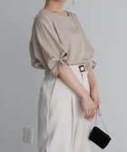 【ラナン/Ranan】のRanan/ひんやり!袖タックデザインきれい見えブラウス 人気、トレンドファッション・服の通販 founy(ファニー) ファッション Fashion レディースファッション Fashion for Women トップス・カットソー Cut & Sew Tops シャツ・ブラウス・オフィスカジュアル Elegant Blouses & Button-Ups スリーブ Sleeve, Long Sleeve / Short Sleeve デニム Denim, Jeans Material フェミニン Feminine, Girly ミックス Mix, Mixed Style レギュラー Regular, Standard Fit thumbnail BE|ID: prp329100004532257 ipo3291000000033548835