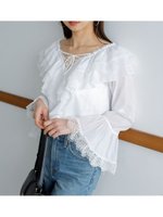 【スナイデル/SNIDEL】のバリエレースブラウス 人気、トレンドファッション・服の通販 founy(ファニー) ファッション Fashion レディースファッション Fashion for Women トップス・カットソー Cut & Sew Tops シャツ・ブラウス・オフィスカジュアル Elegant Blouses & Button-Ups インナー Innerwear ウェーブ Wavy Pattern キャミソール Camisole, Spaghetti Strap Top 今季 This Season, Current Season シフォン Chiffon, Lightweight Fabric シルバー Silver, Metallic Silver スリーブ Sleeve, Long Sleeve / Short Sleeve トレンド Trend, Trending Now バランス Balance, Style Balance フェミニン Feminine, Girly フリル Frill, Ruffle フロント Front, Front Design ボタニカル Botanical, Floral Pattern 無地 Plain, Solid Color リボン Ribbon, Bow レース Lace, Lace Fabric おすすめ Recommended / Our Picks |ID:prp329100004532680