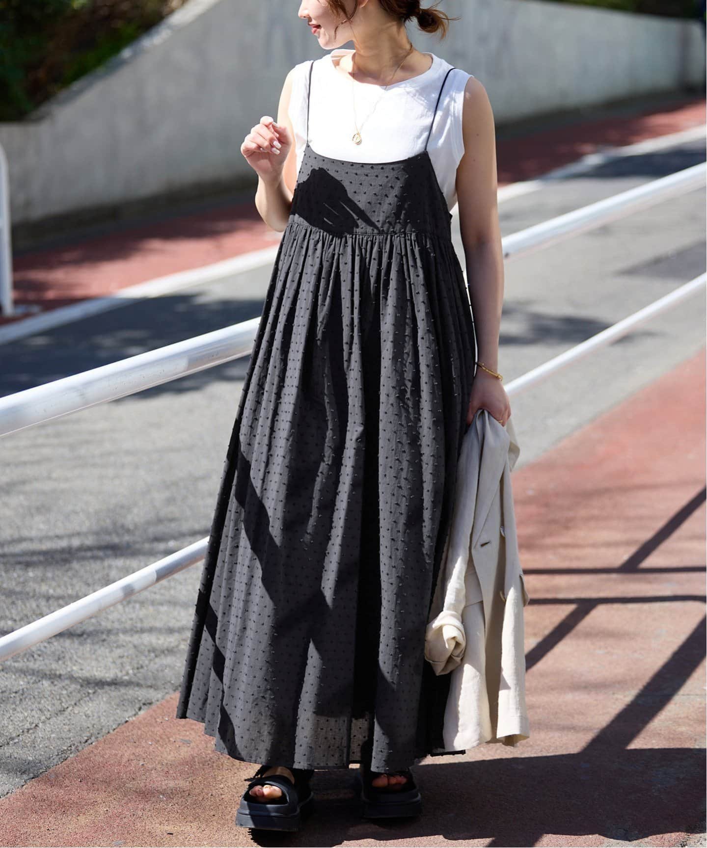 【スローブ イエナ/SLOBE IENA】の《2枚セット/一部カラーWEB・店舗限定》エアリーギャザーキャミワンピースセット 人気、トレンドファッション・服の通販 founy(ファニー) 　ファッション　Fashion　レディースファッション　Ladies' Fashion Online　ワンピース　Dress　キャミワンピース　No Sleeve Dresses　インナー　Inner　カットソー　Cut And Sew　ギャザー　Gather　シアー　Sheer　ドット　Dot　バランス　Balance　リボン　Ribbon　おすすめ　Recommend　夏　Summer　2025年　2025　2025春夏・S/S　Ss,Spring/Summer,2025　 other-1|ID: prp329100004532774 ipo3291000000032260588
