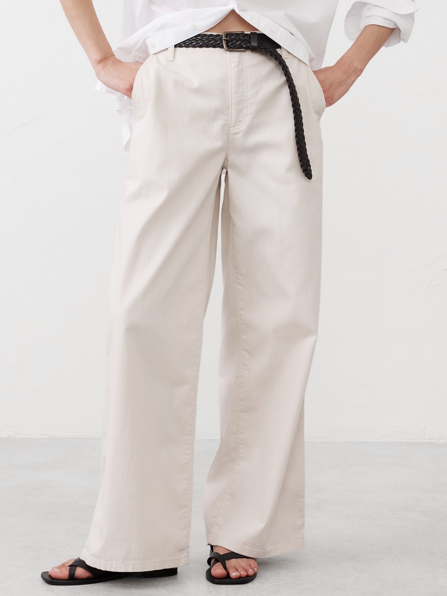 【バナナリパブリック ファクトリーストア/BANANA REPUBLIC FACTORY STORE】のBANANA REPUBLIC FACTORY STORE ハイライズ ワイドレッグ サマーウェイト ジーンズ 人気、トレンドファッション・服の通販 founy(ファニー) 　ファッション　Fashion　レディースファッション　WOMEN　ジーンズ　Jeans　ハイライズ　High Rise　ポケット　Pocket　ロング　Long　ワイド　Wide　 other-1|ID: prp329100004532805 ipo3291000000032039705