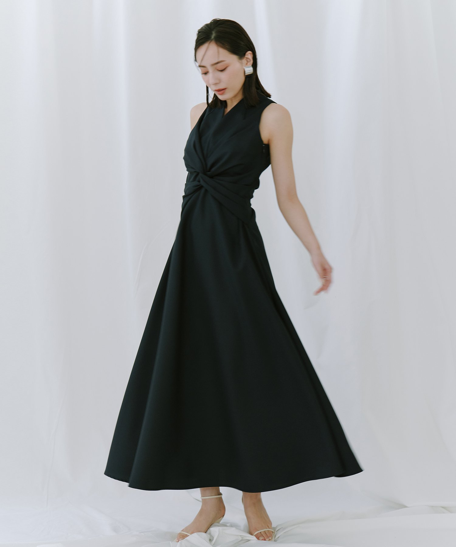 【アニュアンス/anuans】のツイストギャザーワンピース インテリア・キッズ・メンズ・レディースファッション・服の通販 founy(ファニー) 　ファッション　Fashion　レディースファッション　WOMEN　ワンピース　Dress　ツイスト　Twist　NAVY|ID: prp329100004532806 ipo3291000000032154525