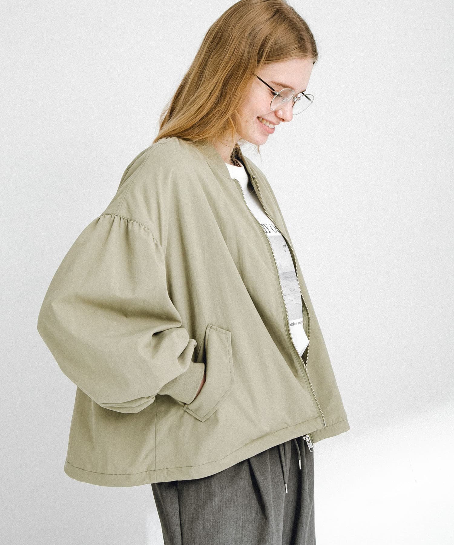 【サニーレーベル/Sonny Label / URBAN RESEARCH】の『UR TECH』ボリュームスリーブブルゾン インテリア・キッズ・メンズ・レディースファッション・服の通販 founy(ファニー) 　ファッション　Fashion　レディースファッション　WOMEN　アウター　Coat Outerwear　ブルゾン　Blouson/Jackets　トップス・カットソー　Tops/Tshirt　ボリュームスリーブ / フリル袖　Volume Sleeve　2025年　2025　2025春夏・S/S　Ss,Spring/Summer,2025　シンプル　Simple　ドローコード　Draw Cord　バランス　Balance　ブルゾン　Blouson　夏　Summer　S/S・春夏　Ss・Spring/Summer　カーキ|ID: prp329100004532904 ipo3291000000032040140