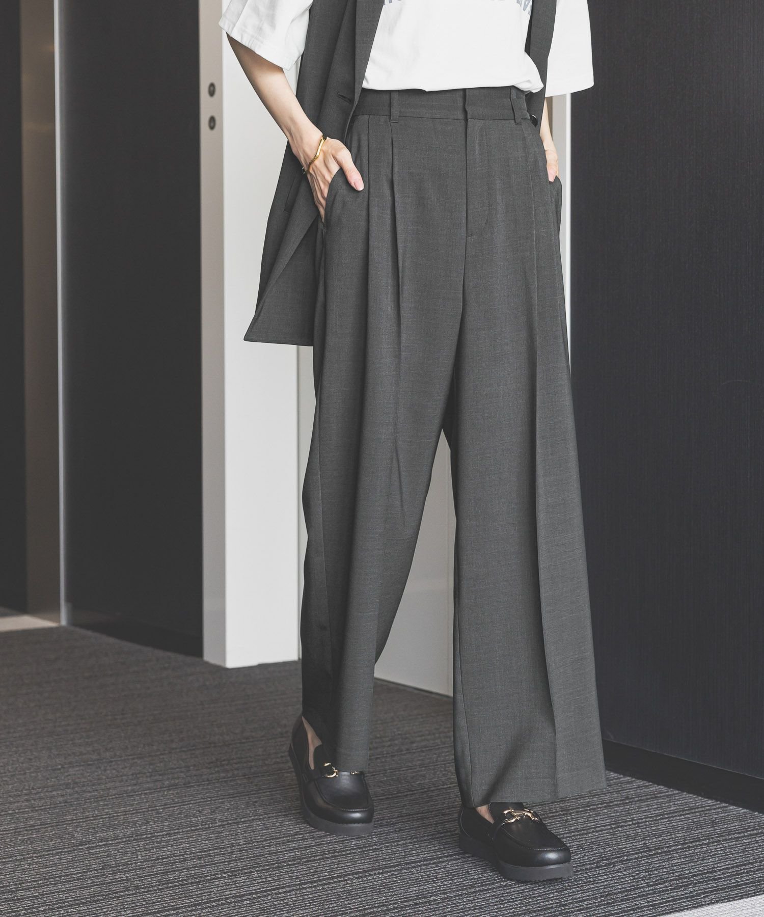 【グローバルワーク/GLOBAL WORK】のお手入れラクラクセットアップ/ワイドパンツ/290027 インテリア・キッズ・メンズ・レディースファッション・服の通販 founy(ファニー) 　ファッション　Fashion　レディースファッション　Ladies' Fashion Online　セットアップ　Setup　パンツ　Pants　クロップド　Cropped　ジャケット　Jacket　ストレッチ　Stretch　ストレート　Straight　セットアップ　Set Up　センター　Center　ベーシック　Basic　ワイド　Wide　半袖　Short Sleeve　ブラック09|ID: prp329100004532920 ipo3291000000032611807