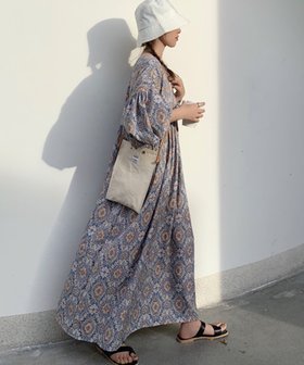 【ヴィータフェリーチェ/VitaFelice】のペイズリー柄ロングワンピース 人気、トレンドファッション・服の通販 founy(ファニー) ファッション Fashion レディースファッション WOMEN ワンピース Dress スリーブ Sleeve バルーン Balloon ペイズリー Paisley リラックス Relax ロング Long |ID:prp329100004532922