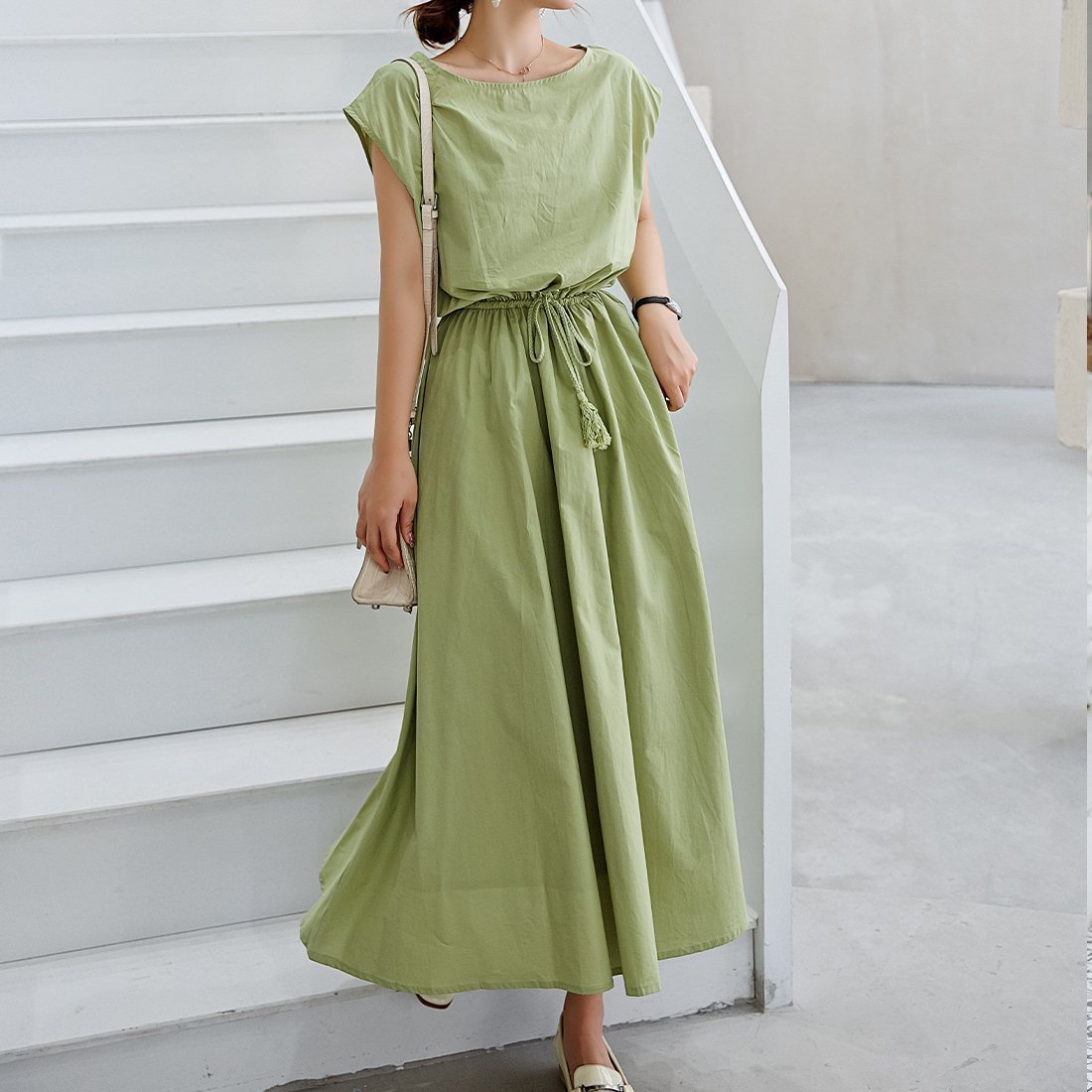 【メゾンドラティール/maison de LATIR】のリネン風シンプルワンピース インテリア・キッズ・メンズ・レディースファッション・服の通販 founy(ファニー) 　ファッション　Fashion　レディースファッション　WOMEN　ワンピース　Dress　おすすめ　Recommend　シンプル　Simple　スリーブ　Sleeve　フェミニン　Feminine　フレンチ　French　リネン　Linen　羽織　Haori　ライム|ID: prp329100004532944 ipo3291000000032040309