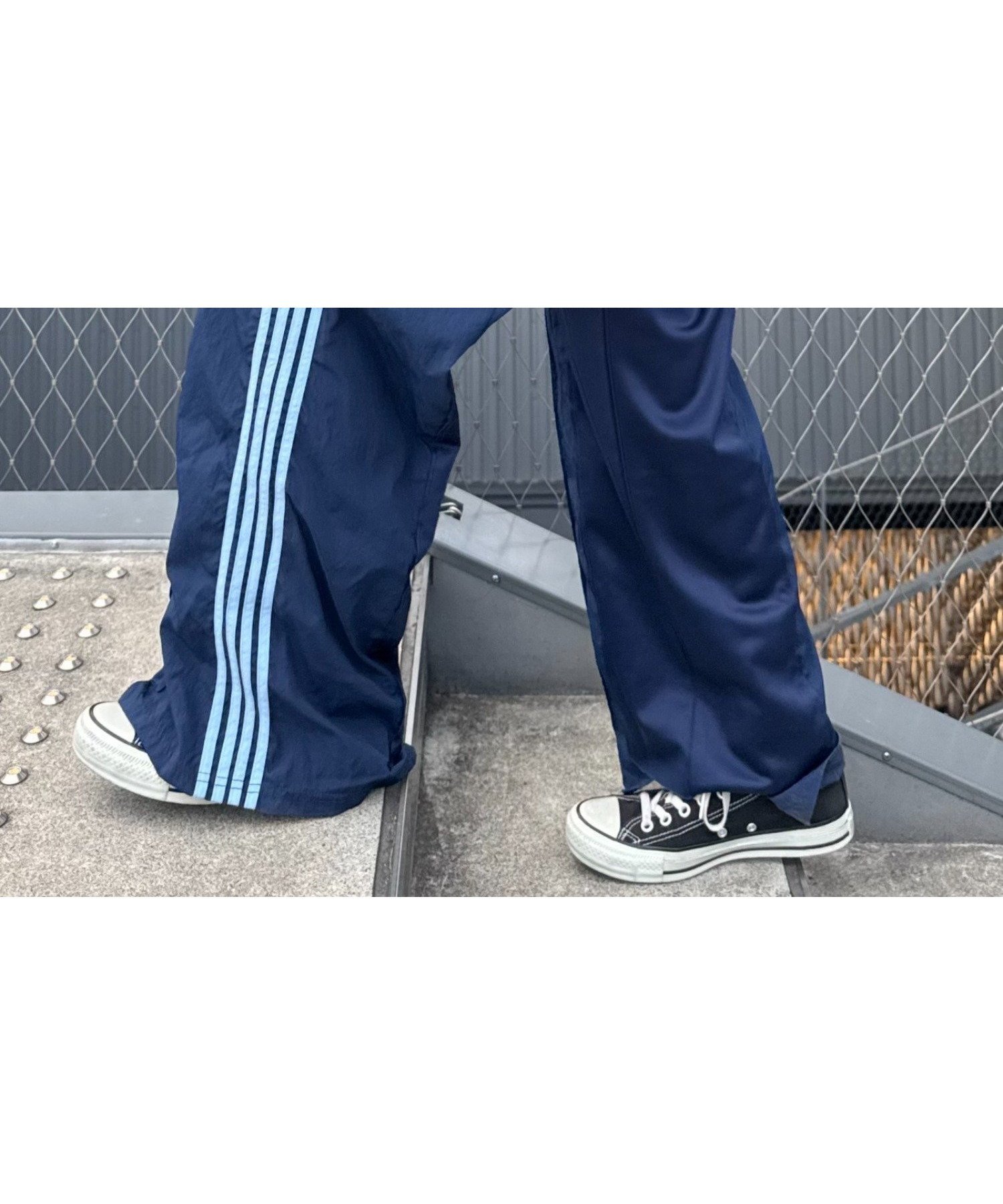 【チャオパニックティピー/CIAOPANIC TYPY】の【etsinta】リメイクトラックパンツ/ラインパンツ インテリア・キッズ・メンズ・レディースファッション・服の通販 founy(ファニー) 　ファッション　Fashion　レディースファッション　Ladies' Fashion Online　パンツ　Pants　今季　This Season　シンプル　Simple　ジャージー　Jersey　スウェット　Sweat　人気　Popularity　パッチワーク　Patchwork　楽ちん　Easy　ワイド　Wide　おすすめ　Recommend　ミッドナイトブルー|ID: prp329100004532969 ipo3291000000032658501