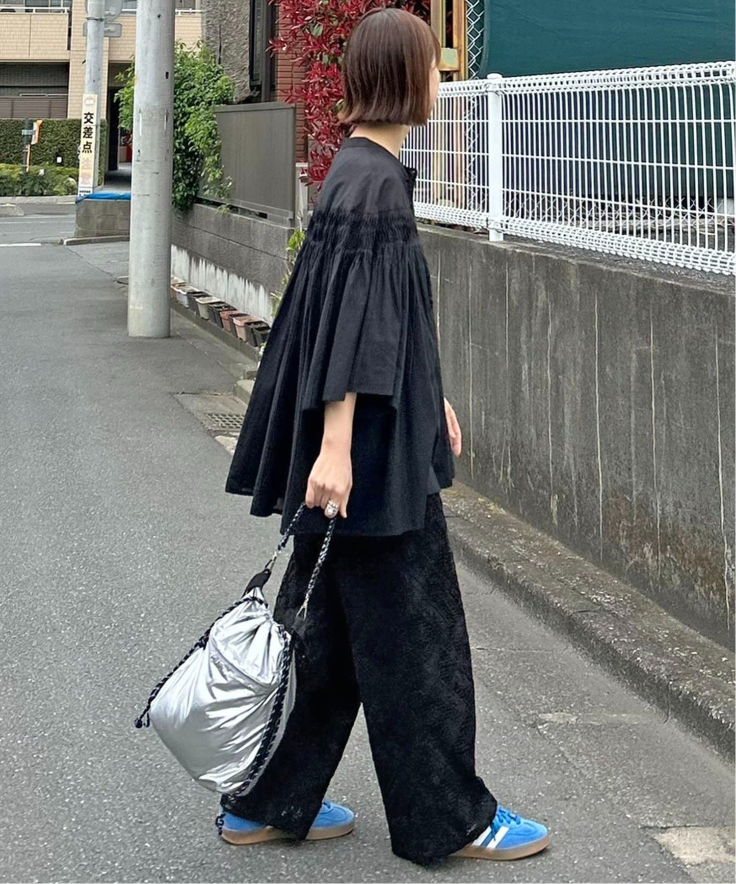 【ノッチ/notch】の【 notch. by KR 】スクエアパターンレースパンツ インテリア・キッズ・メンズ・レディースファッション・服の通販 founy(ファニー) 　ファッション　Fashion　レディースファッション　WOMEN　パンツ　Pants　春　Spring　ガーリー　Girly　コラボ　Collaboration　サンダル　Sandals　シューズ　Shoes　スクエア　Square　ダウン　Down　チュニック　Tunic　人気　Popularity　フラット　Flat　リラックス　Relax　レース　Race　ワイド　Wide　S/S・春夏　Ss・Spring/Summer　おすすめ　Recommend　夏　Summer　2025年　2025　2025春夏・S/S　Ss,Spring/Summer,2025　ブラック|ID: prp329100004533002 ipo3291000000032352859