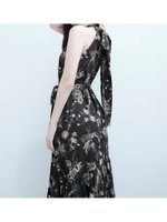 【フレイ アイディー/FRAY I.D】のホルターネックギャザーフラワーワンピース 人気、トレンドファッション・服の通販 founy(ファニー) ファッション Fashion レディースファッション Ladies' Fashion Online ワンピース Dress ギャザー Gather トレンド Trend プリント Print ボタニカル Botanical モノトーン Monotone リゾート Resort リボン Ribbon 夏 Summer |ID:prp329100004533145