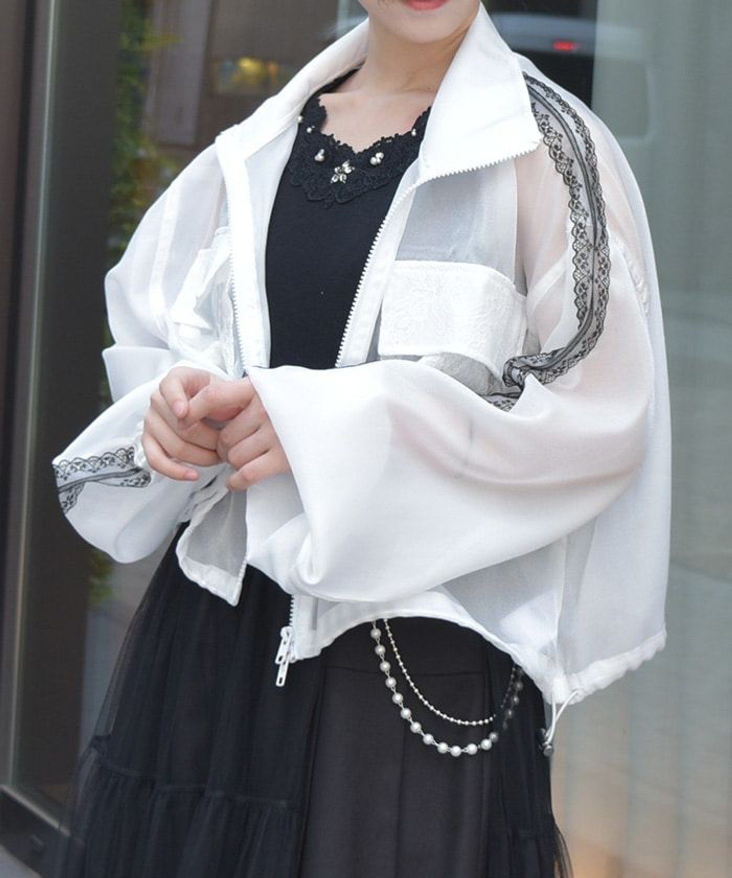 【アクシーズファム/axes femme】のシアートラックジャケット インテリア・キッズ・メンズ・レディースファッション・服の通販 founy(ファニー) 　ファッション　Fashion　レディースファッション　WOMEN　アウター　Coat Outerwear　ジャケット　Jackets　おすすめ　Recommend　オーガンジー　Organdy　カットソー　Cut And Sew　シアー　Sheer　シンプル　Simple　ジャケット　Jacket　タンク　Tank　トレンド　Trend　ポケット　Pocket　レース　Race　ロング　Long　夏　Summer　白|ID: prp329100004533167 ipo3291000000032041235