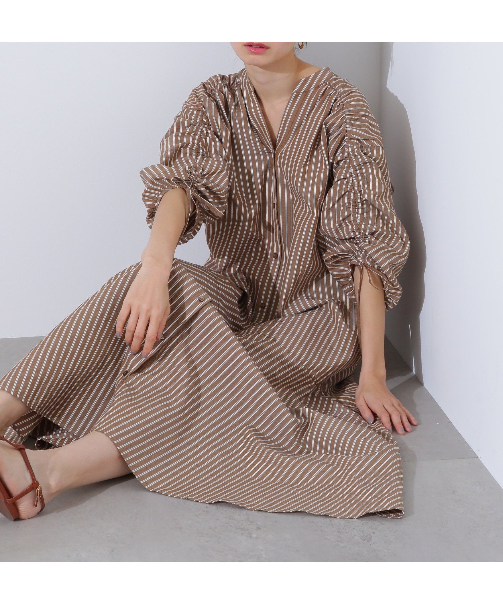 【エヌ ナチュラルビューティーベーシック/N.Natural Beauty basic】のストライプドロストワンピース インテリア・キッズ・メンズ・レディースファッション・服の通販 founy(ファニー) 　ファッション　Fashion　レディースファッション　WOMEN　ワンピース　Dress　ストライプ　Stripe　ドローストリング　Drawstring　バランス　Balance　ヨーク　Yoke　リラックス　Relax　ブラウン2|ID: prp329100004533240 ipo3291000000032369052