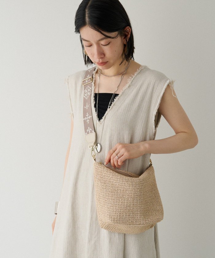 【ラシット/russet】のモノグラムテープ カゴシンプルショルダーバッグ インテリア・キッズ・メンズ・レディースファッション・服の通販 founy(ファニー) https://founy.com/ ファッション Fashion レディースファッション Ladies' Fashion Online バッグ Bag コンパクト Compact 軽量 Lightweight ショルダー Shoulder シルバー Silver スエード Suede スマート Smart 財布 Wallet トラベル Travel 時計 Clock 人気 Popularity ハンカチ Handkerchief ポケット Pocket ポーチ Pouch ラフィア Raffia おすすめ Recommend 日本製 Made In Japan 夏 Summer 旅行 Travel エレガント 上品 Elegant 2025年 2025 2025春夏・S/S Ss,Spring/Summer,2025 |ID: prp329100004533301 ipo3291000000032640394