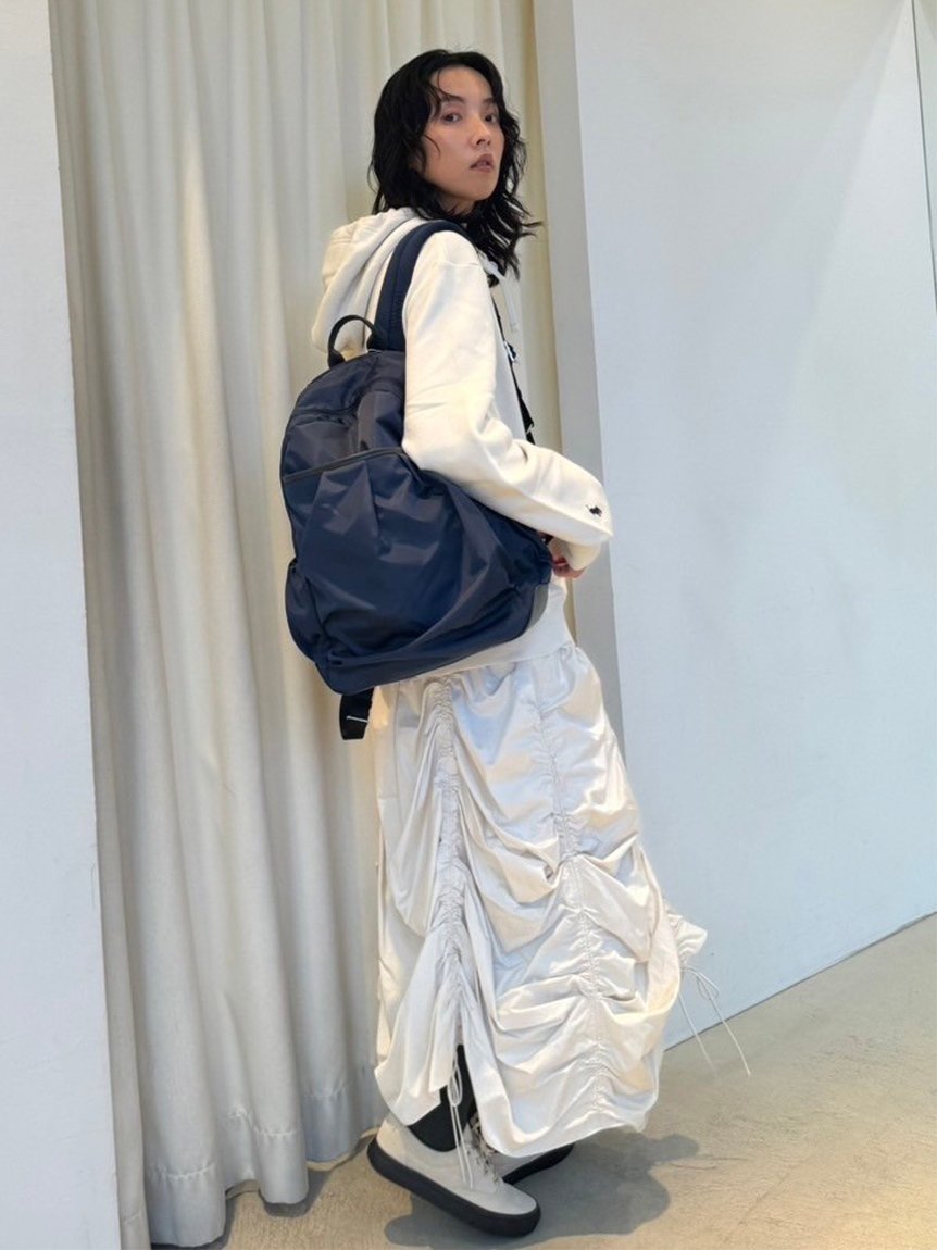 【エミ/emmi】のeco 撥水レザーパイピングギャザーボディーバックパック インテリア・キッズ・メンズ・レディースファッション・服の通販 founy(ファニー) 　ファッション　Fashion　レディースファッション　Ladies' Fashion Online　バッグ　Bag　クッション　Cushion　ショルダー　Shoulder　フォーマル　Formal　人気　Popularity　ビジネス 仕事 通勤　Business　NVY[089]|ID: prp329100004533370 ipo3291000000032591647
