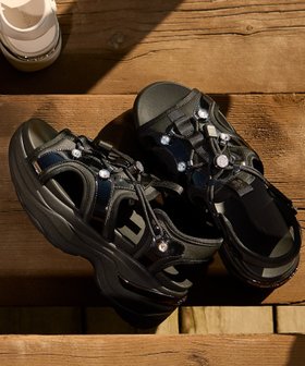 【プラスダイアナ/plus diana】の【軽量】ドローコードサンダル 人気、トレンドファッション・服の通販 founy(ファニー) ファッション Fashion レディースファッション Fashion for Women ビジュー Bijou, Jewel-like Accent フラット Flat, Flat Shoes メタル Metal, Metal Parts ラバー Rubber, Rubber Sole 人気 Popular, Best Seller 軽量 Lightweight, Ultra Light |ID:prp329100004533385