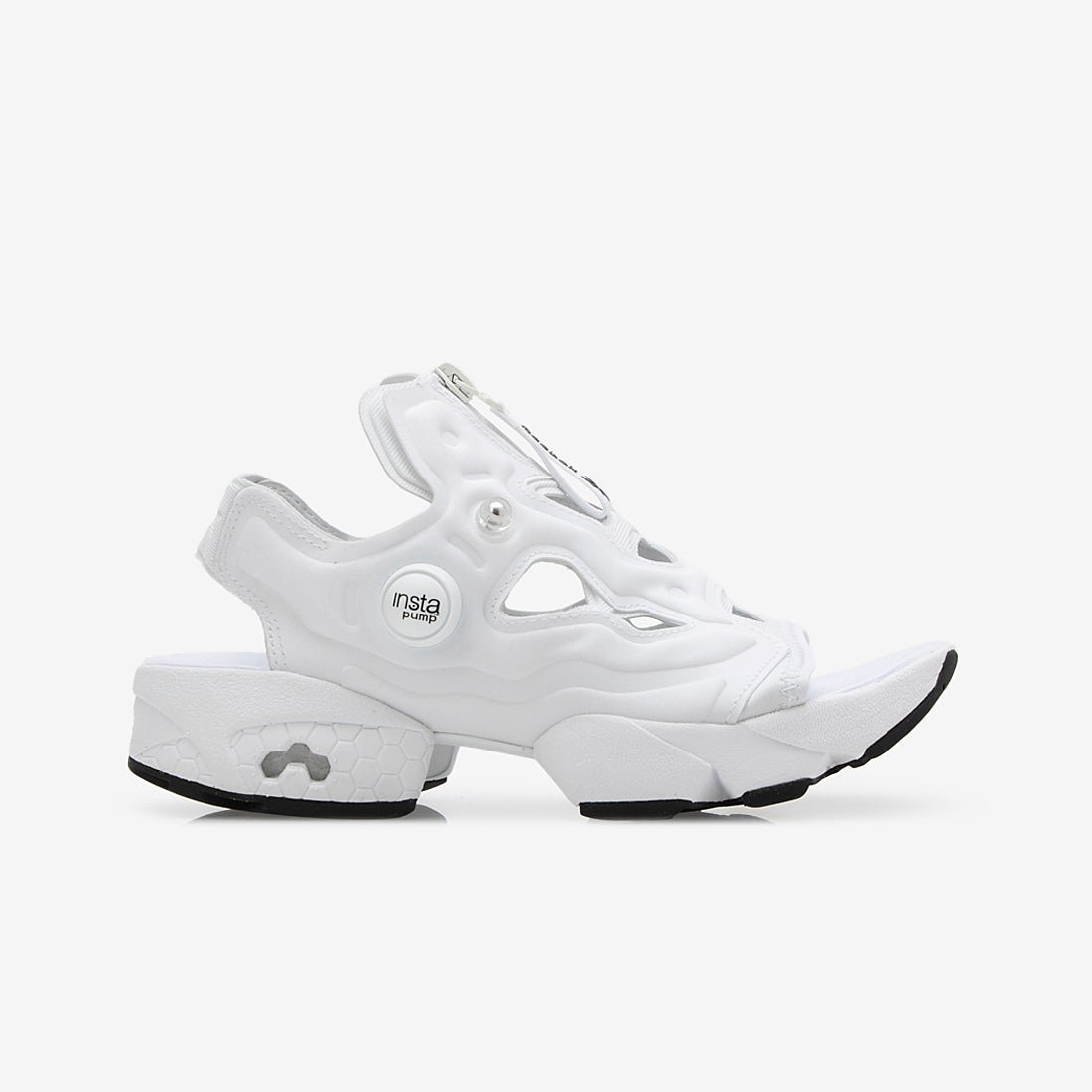 【リーボック/Reebok】のインスタポンプフューリー サンダル ジップ / INSTAPUMP FURY SANDAL ZIP インテリア・キッズ・メンズ・レディースファッション・服の通販 founy(ファニー) 　ファッション　Fashion　レディースファッション　Ladies' Fashion Online　サンダル　Sandals　シューズ　Shoes　ジップ　Zip　フィット　Fit　フォーム　Form　ボトム　Bottom　軽量　Lightweight　ホワイト_100202020|ID: prp329100004533390 ipo3291000000032493074