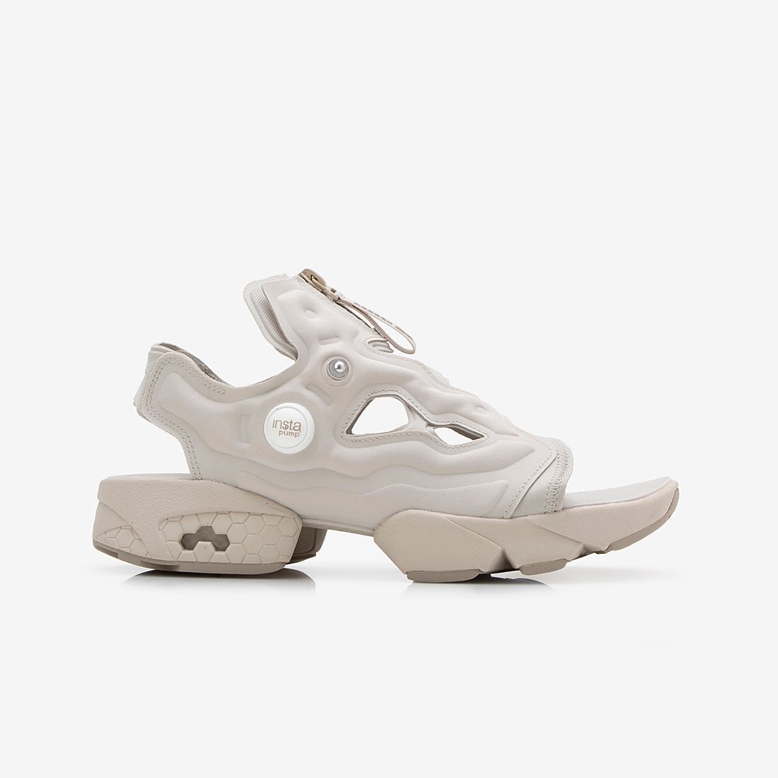 【リーボック/Reebok】のインスタポンプフューリー サンダル ジップ / INSTAPUMP FURY SANDAL ZIP インテリア・キッズ・メンズ・レディースファッション・服の通販 founy(ファニー) 　ファッション　Fashion　レディースファッション　Ladies' Fashion Online　サンダル　Sandals　シューズ　Shoes　ジップ　Zip　フィット　Fit　フォーム　Form　ボトム　Bottom　軽量　Lightweight　ベージュ_100074873|ID: prp329100004533390 ipo3291000000032493079