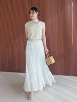 【スナイデル/SNIDEL】のプリーツフレアスカート 人気、トレンドファッション・服の通販 founy(ファニー) ファッション Fashion レディースファッション Fashion for Women スカート Skirts Aライン・フレアスカート A-Line & Flared Skirts おすすめ Recommended / Our Picks ギンガム Gingham, Gingham Fabric クラシカル Classical, Vintage-Inspired サンダル Sandals, Summer Shoes シアー Sheer, See-Through ストレート Straight, Straight Cut スニーカー Sneakers, Trainers チェック Check, Plaid, Tartan フェミニン Feminine, Girly フレア Flare, Flared プリーツ Pleats, Pleated ランダム Random, Irregular レース Lace, Lace Fabric エレガント 上品 Elegant 夏 Summer 春 Spring S/S・春夏 SS, Spring/Summer, Warm Season 楽ちん Easy Fit, Comfortable |ID:prp329100004533435