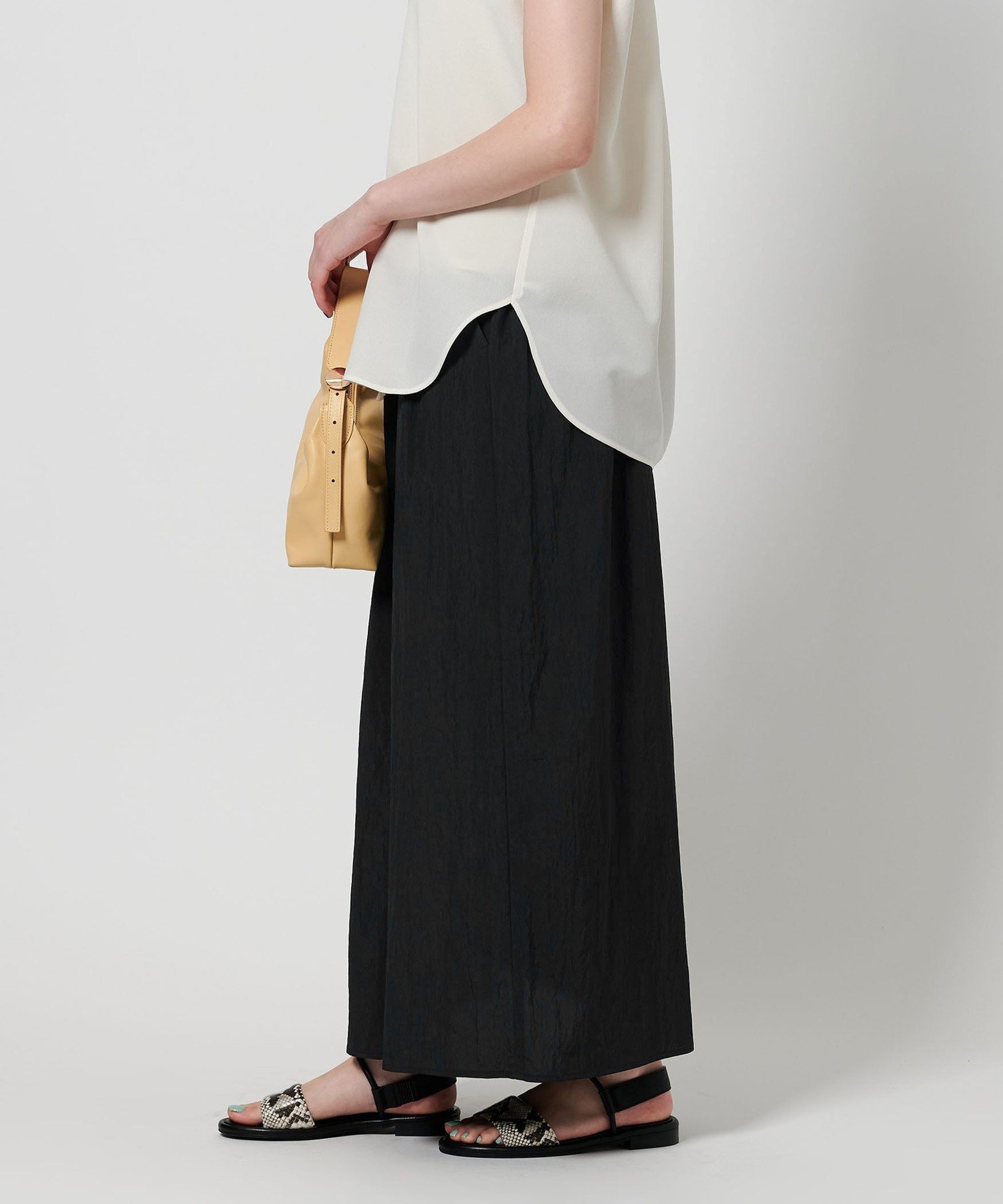 【ビューティ&ユース ユナイテッドアローズ/BEAUTY&YOUTH / UNITED ARROWS】のギャザーフレア ロングスカート インテリア・キッズ・メンズ・レディースファッション・服の通販 founy(ファニー) 　ファッション　Fashion　レディースファッション　Ladies' Fashion Online　スカート　Skirt　ロングスカート　Long Skirt　おすすめ　Recommend　アメリカン　American　キャップ　Cap　ギャザー　Gather　コンパクト　Compact　スリーブ　Sleeve　タンク　Tank　フレア　Flare　ポケット　Pocket　ロング　Long　エレガント 上品　Elegant　定番　Standard　洗える　Washable　NAVY|ID: prp329100004533560 ipo3291000000032612111