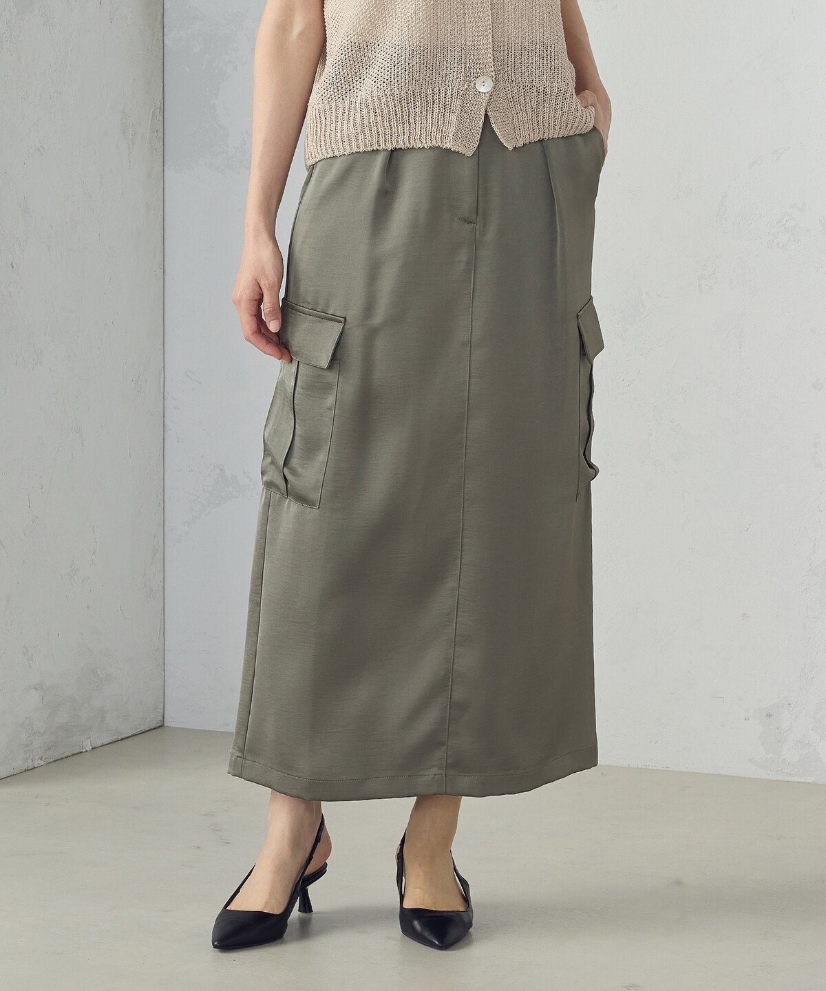 【コムサイズム/COMME CA ISM】のポリエステルマットサテン カーゴスカート 人気、トレンドファッション・服の通販 founy(ファニー) 　ファッション　Fashion　レディースファッション　Fashion for Women　スカート　Skirts　サテン　Satin, Glossy Fabric　スリット　Slit, Slit Detail　ポケット　Pocket, Pocket Detail　リュクス　Luxury, Elegant, High-End, Chic　 other-1|ID: prp329100004533691 ipo3291000000032736269
