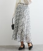 【クイーンズ コート/QUEENS COURT】のラメストライププリーツスカート≪手洗い可能≫ 人気、トレンドファッション・服の通販 founy(ファニー) ファッション Fashion レディースファッション Ladies' Fashion Online スカート Skirt プリーツスカート Pleated Skirts シアー Sheer ストライプ Stripe セットアップ Set Up デニム Denim トレンド Trend プリント Print プリーツ Pleats ポケット Pocket モチーフ Motif リボン Ribbon ロング Long おすすめ Recommend thumbnail オフホワイト|ID: prp329100004533702 ipo3291000000032678183
