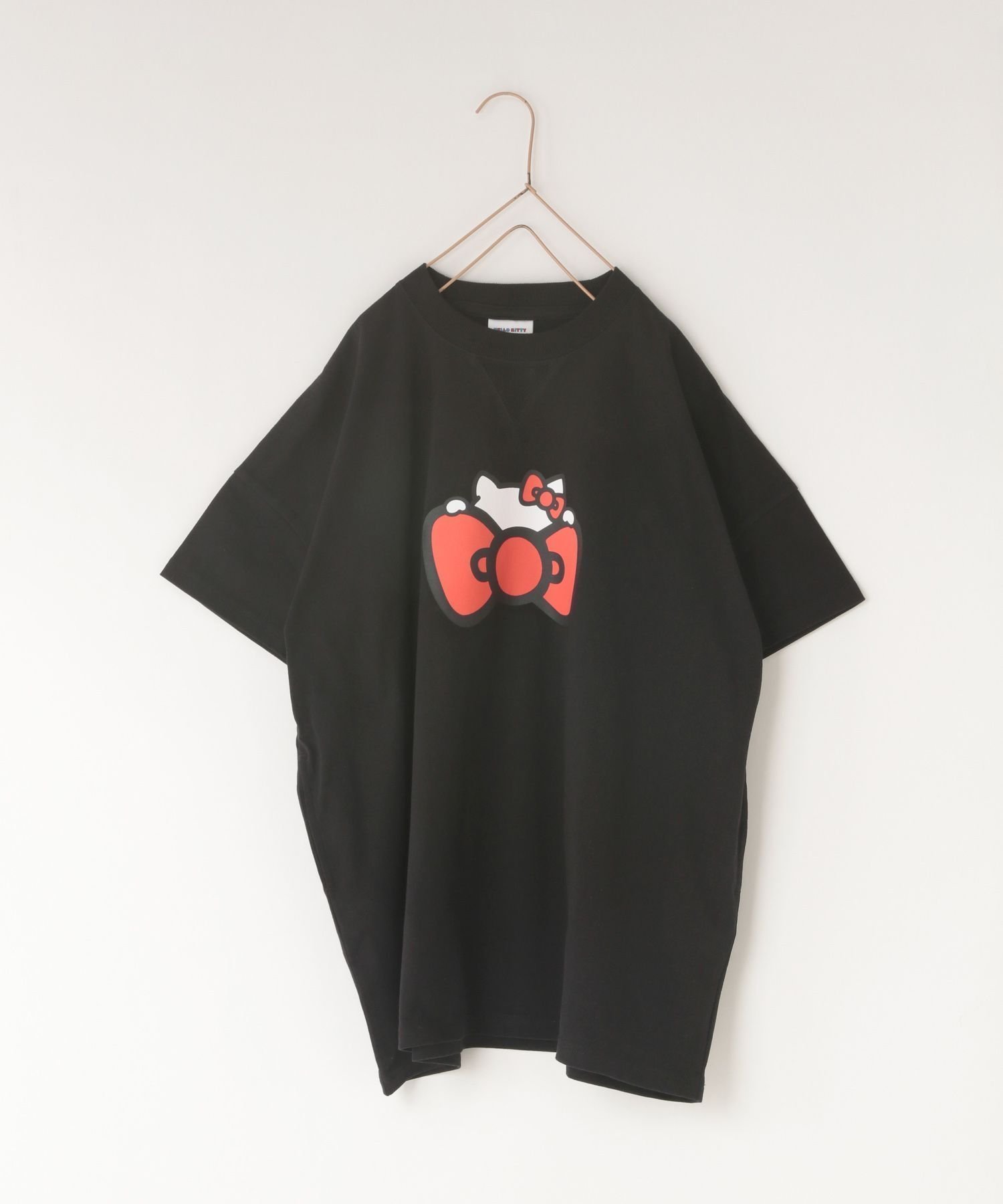 【ローリーズファーム/LOWRYS FARM / KIDS】の【HELLO KITTY】 BIGTワンピース インテリア・キッズ・メンズ・レディースファッション・服の通販 founy(ファニー) 　ファッション　Fashion　キッズファッション　KIDS　ワンピース　Dress/Kids　プリント　Print　リボン　Ribbon　定番　Standard　ブラック|ID: prp329100004533738 ipo3291000000032043516