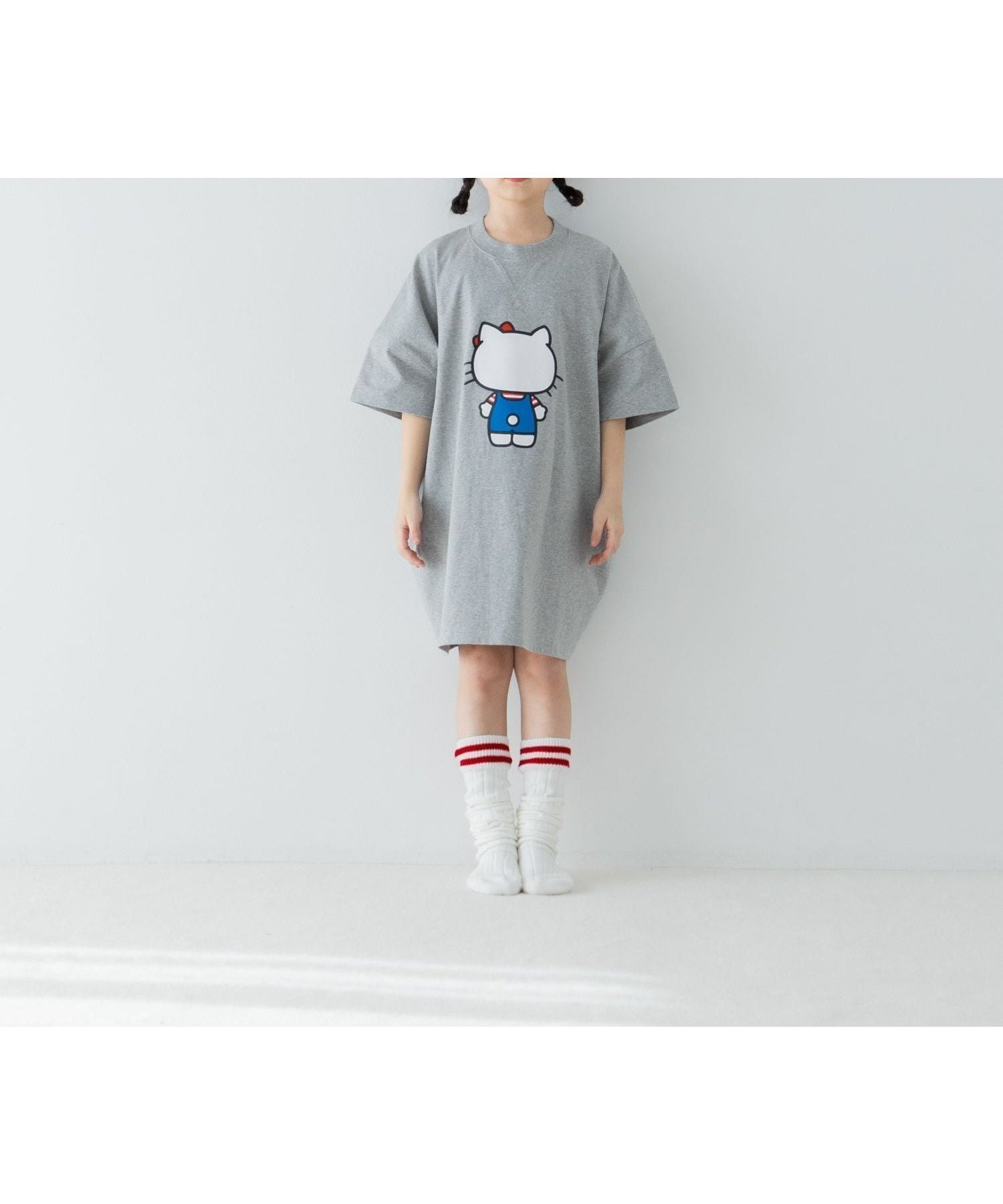 【ローリーズファーム/LOWRYS FARM / KIDS】の【HELLO KITTY】 BIGTワンピース インテリア・キッズ・メンズ・レディースファッション・服の通販 founy(ファニー) 　ファッション　Fashion　キッズファッション　KIDS　ワンピース　Dress/Kids　プリント　Print　リボン　Ribbon　定番　Standard　グレー|ID: prp329100004533738 ipo3291000000032043518