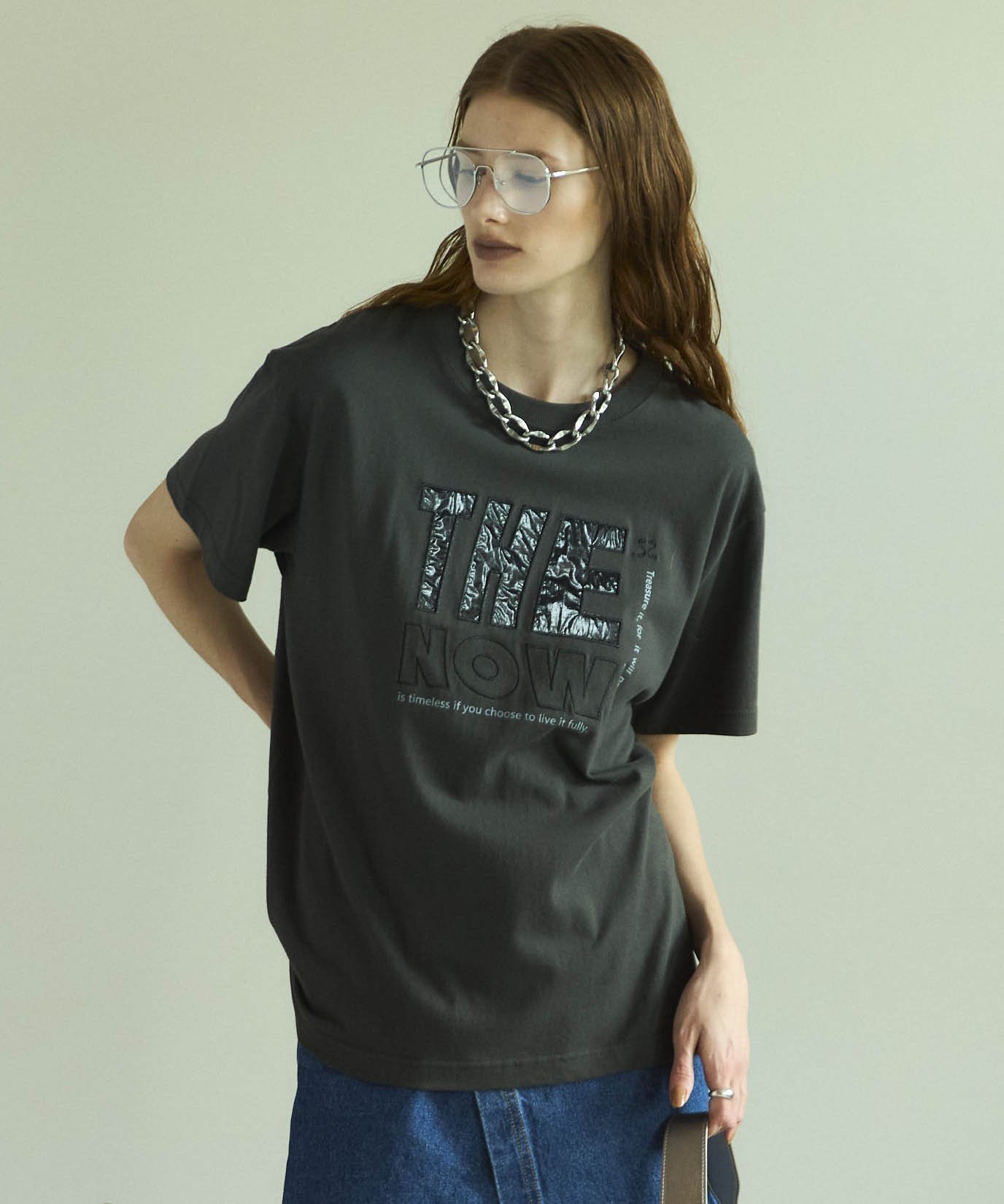 【メゾンスペシャル/MAISON SPECIAL】のTHE NOW Logo T-shirt インテリア・キッズ・メンズ・レディースファッション・服の通販 founy(ファニー) 　ファッション　Fashion　レディースファッション　Fashion for Women　トップス・カットソー　Cut & Sew Tops　シャツ・ブラウス・オフィスカジュアル　Elegant Blouses & Button-Ups　ロングTシャツ・Tシャツ　Longline T-Shirts & Tees　カットソー　Cut and Sewn Top　リラックス　Relax, Relaxed Fit　ロング　Long, Long-Length　夏　Summer　C.GRY|ID: prp329100004533759 ipo3291000000032622471