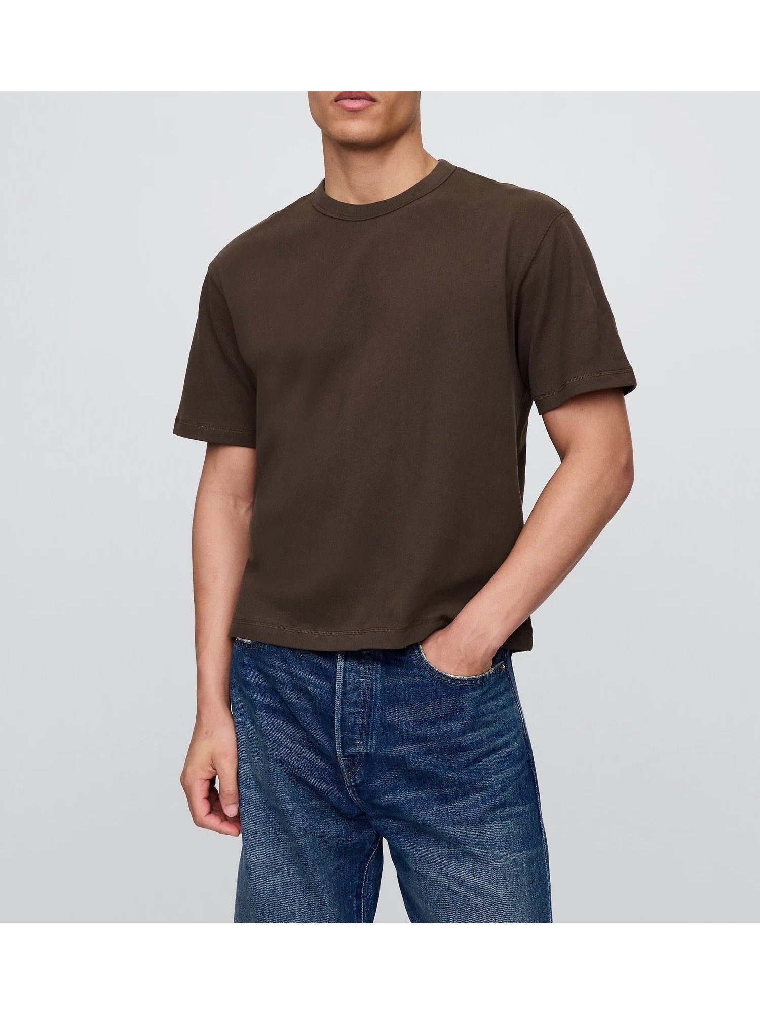 【ギャップ/GAP】のヘビーウェイト クロップドTシャツ インテリア・キッズ・メンズ・レディースファッション・服の通販 founy(ファニー) 　ファッション　Fashion　レディースファッション　Fashion for Women　トップス・カットソー　Cut & Sew Tops　シャツ・ブラウス・オフィスカジュアル　Elegant Blouses & Button-Ups　ロングTシャツ・Tシャツ　Longline T-Shirts & Tees　インナー　Innerwear　クロップド　Cropped, Short Length　ショート　Short, Short Length　ジャケット　Jacket, Outerwear　スリーブ　Sleeve, Long Sleeve / Short Sleeve　ワイド　Wide, Wide Fit　BASIC_BROWN_152|ID: prp329100004533901 ipo3291000000033583972