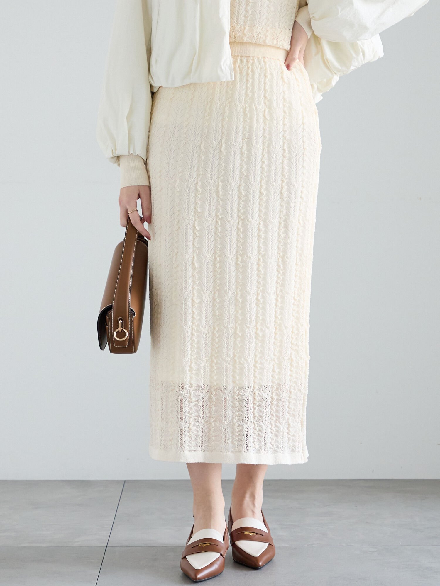 【テチチ/Te chichi】のレーシーニットストレートスカート(セットアップ可)《2025spring catalog item》 インテリア・キッズ・メンズ・レディースファッション・服の通販 founy(ファニー) 　雑誌掲載アイテム　Magazine Items　ファッション雑誌　Fashion Magazines　スプリング　SPRiNG　ファッション　Fashion　レディースファッション　WOMEN　セットアップ　Setup　スカート　Skirt　2025年　2025　2025春夏・S/S　Ss,Spring/Summer,2025　おすすめ　Recommend　ストレート　Straight　セットアップ　Set Up　エレガント 上品　Elegant　ビジネス 仕事 通勤　Business　雑誌　Magazine　オフホワイト|ID: prp329100004533976 ipo3291000000032044497