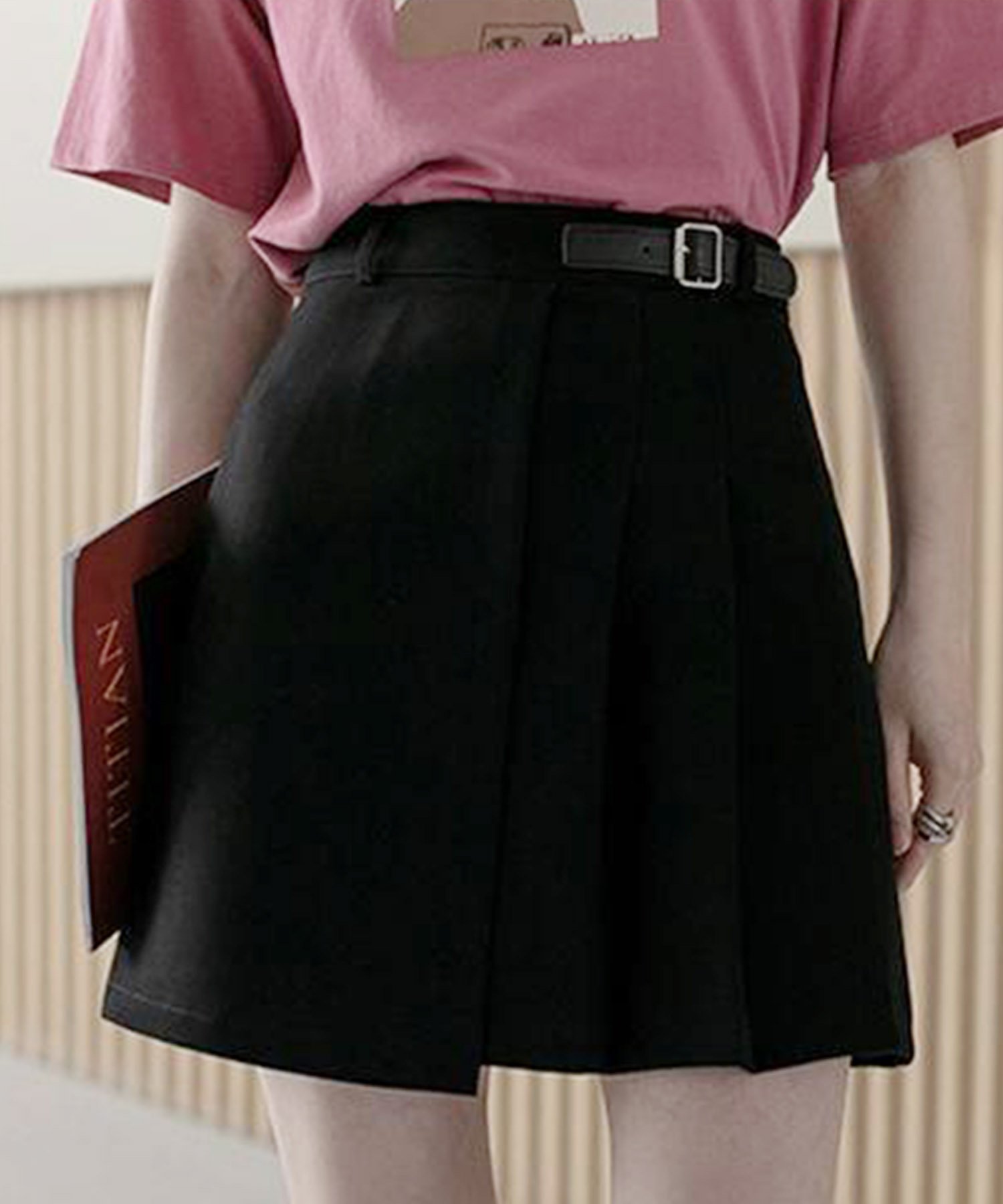 【アイモハ/aimoha】の【Jasmine】アシンメトリープリーツニットスカート インテリア・キッズ・メンズ・レディースファッション・服の通販 founy(ファニー) 　ファッション　Fashion　レディースファッション　WOMEN　スカート　Skirt　エレガント 上品　Elegant　シンプル　Simple　スタイリッシュ　Stylish　トレンド　Trend　バランス　Balance　プリーツ　Pleats　ポケット　Pocket　ロング　Long　ブラック|ID: prp329100004534090 ipo3291000000032044939