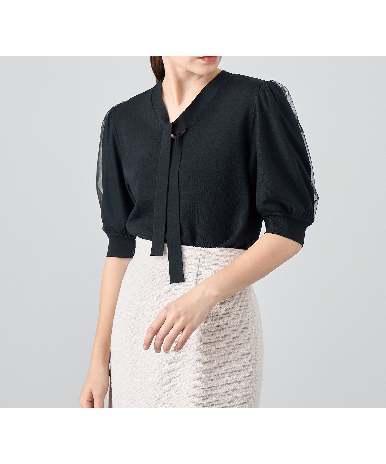【アナイ/ANAYI】のチュールスリーブ プルオーバー インテリア・キッズ・メンズ・レディースファッション・服の通販 founy(ファニー) 　ファッション　Fashion　レディースファッション　WOMEN　トップス・カットソー　Tops/Tshirt　プルオーバー　Pullover　コンパクト　Compact　チュール　Tulle　半袖　Short Sleeve　リラックス　Relax　再入荷　Restock/Back In Stock/Re Arrival　エレガント 上品　Elegant　black|ID: prp329100004534220 ipo3291000000032045465