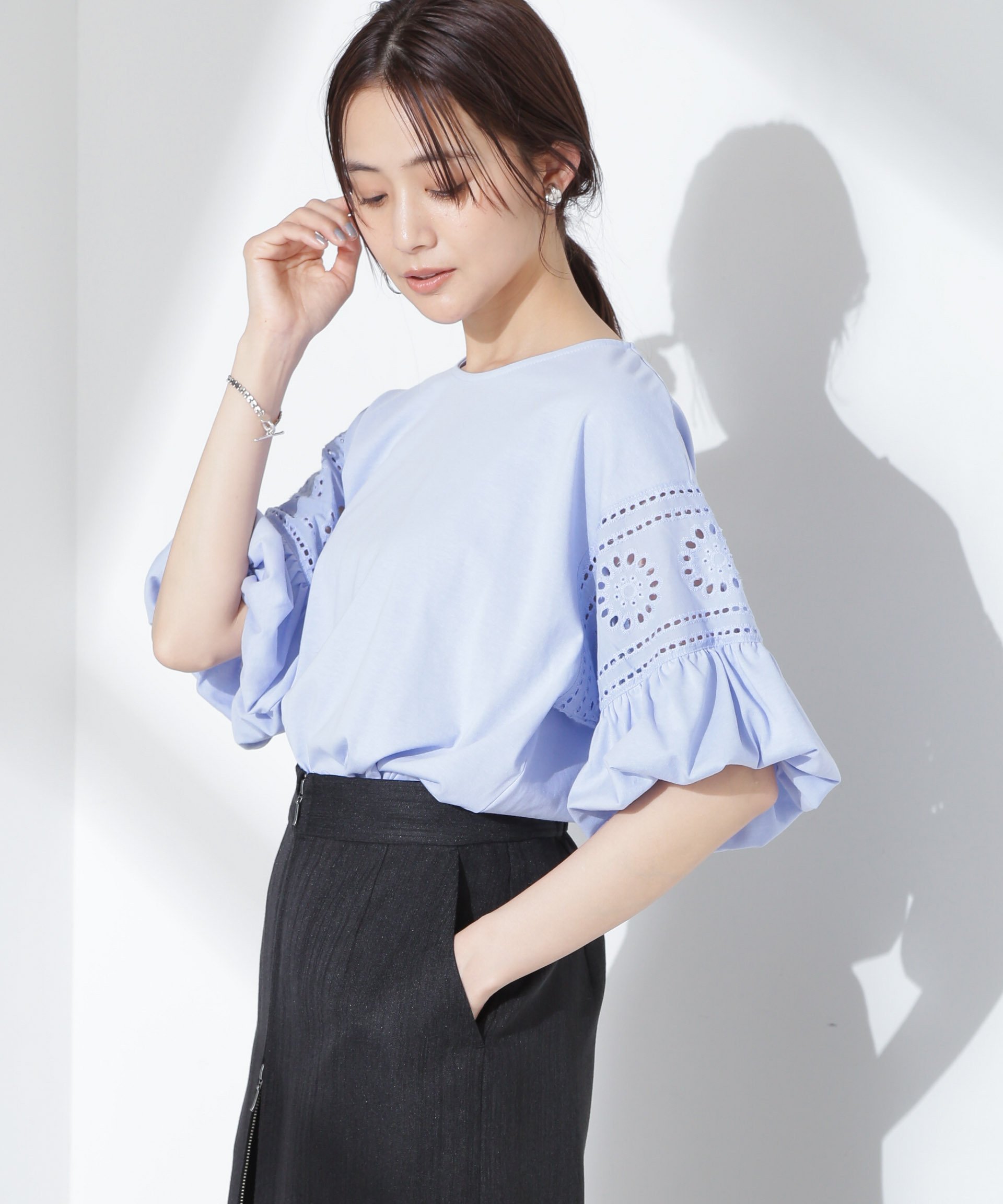 【ナノ ユニバース/nano universe】のお花柄レース切替バルーンスリーブカットトップス 人気、トレンドファッション・服の通販 founy(ファニー) 　ファッション　Fashion　レディースファッション　WOMEN　トップス・カットソー　Tops/Tshirt　花柄・フラワープリント・モチーフ　Flower Patterns　ウォッシャブル　Washable　春　Spring　切替　Switching　スリット　Slit　スリーブ　Sleeve　バルーン　Balloon　パープル　Purple　フラワー　Flower　フレア　Flare　ベーシック　Basic　レース　Race　ロング　Long　ビジネス 仕事 通勤　Business　2025年　2025　2025春夏・S/S　Ss,Spring/Summer,2025　 other-1|ID: prp329100004534265 ipo3291000000032294048