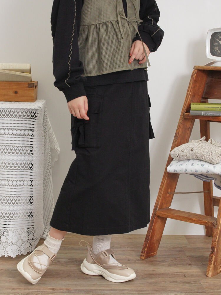 【サマンサモスモス/Samansa Mos2】のカーゴスカート インテリア・キッズ・メンズ・レディースファッション・服の通販 founy(ファニー) 　ファッション　Fashion　レディースファッション　WOMEN　スカート　Skirt　ガーリー　Girly　ポケット　Pocket　リボン　Ribbon　ブラック|ID: prp329100004534292 ipo3291000000032045734