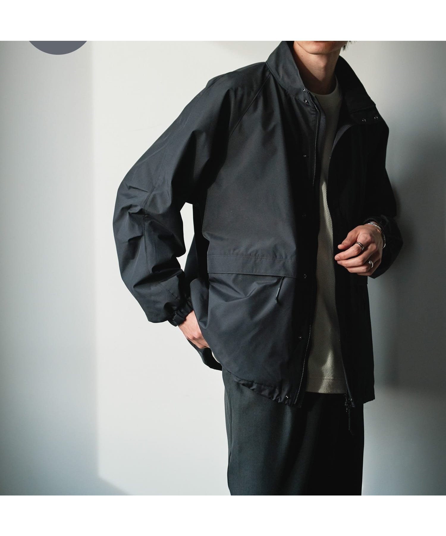 【アーバンリサーチ ドアーズ/URBAN RESEARCH DOORS / MEN】の『別注』Foxfire*DOORS ゴアテックスブルゾン インテリア・キッズ・メンズ・レディースファッション・服の通販 founy(ファニー)  ファッション Fashion メンズファッション Fashion for Men アウトドア Outdoor Clothing スタンド Stand Collar, Upright Stand トレンド Trend, Trending Now ブルゾン Blouson, Bomber Jacket ボックス Boxy, Box Shape 別注 Limited Edition, Custom Order メッシュ Mesh, Net Fabric S/S・春夏 SS, Spring/Summer, Warm Season 夏 Summer 2025年 2025 2025春夏・S/S Spring/Summer 2025 SS25 BLACK|ID: prp329100004534473 ipo3291000000034319956
