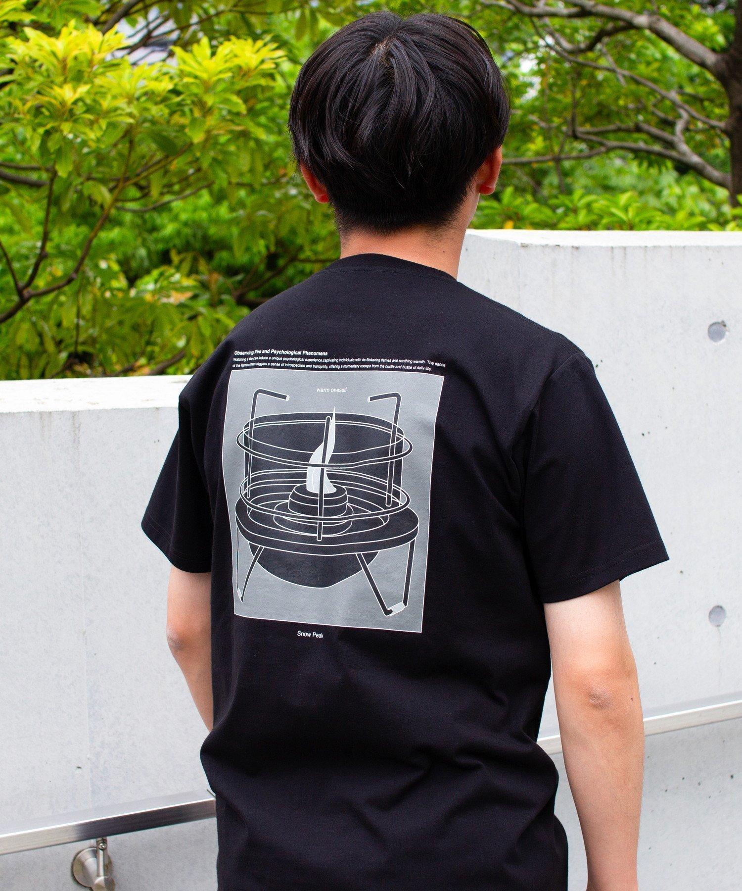 【スノーピーク/SNOW PEAK】のWarm Oneself T-Shirt インテリア・キッズ・メンズ・レディースファッション・服の通販 founy(ファニー) 　ファッション　Fashion　レディースファッション　Fashion for Women　トップス・カットソー　Cut & Sew Tops　シャツ・ブラウス・オフィスカジュアル　Elegant Blouses & Button-Ups　ロングTシャツ・Tシャツ　Longline T-Shirts & Tees　アウトドア　Outdoor Clothing　ウォーム　Warm Fabric　春　Spring　グラフィック　Graphic, Graphic Design　吸水　Absorbent, Quick-Dry　スマート　Smart, Elegant　フィット　Fit, Slim Fit　フロント　Front, Front Design　プリント　Print, Printed Pattern　S/S・春夏　SS, Spring/Summer, Warm Season　夏　Summer　2025年　2025　2025春夏・S/S　Spring/Summer 2025 SS25　BLACK|ID: prp329100004534532 ipo3291000000033224996
