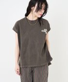 【マイカ ディール/MICA & DEAL】の【upper hights】フレンチスリーブロゴT-shirt-BIG NO SLEEVE TEE 人気、トレンドファッション・服の通販 founy(ファニー) ファッション Fashion レディースファッション WOMEN トップス・カットソー Tops/Tshirt シャツ/ブラウス Shirts/Blouses ロング / Tシャツ T-Shirts 春 Spring カットソー Cut And Sew シンプル Simple スリーブ Sleeve トレンド Trend フレンチ French ベーシック Basic 日本製 Made In Japan thumbnail BROWN|ID: prp329100004534568 ipo3291000000032046868